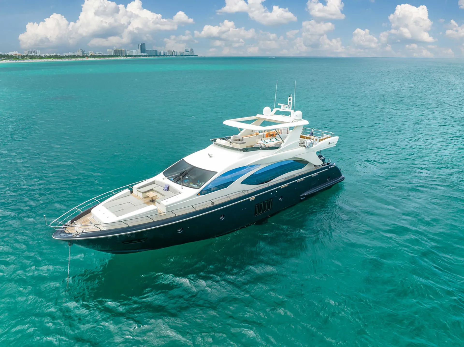 Azimut 84 Fly in Greenport, NY — photo 2