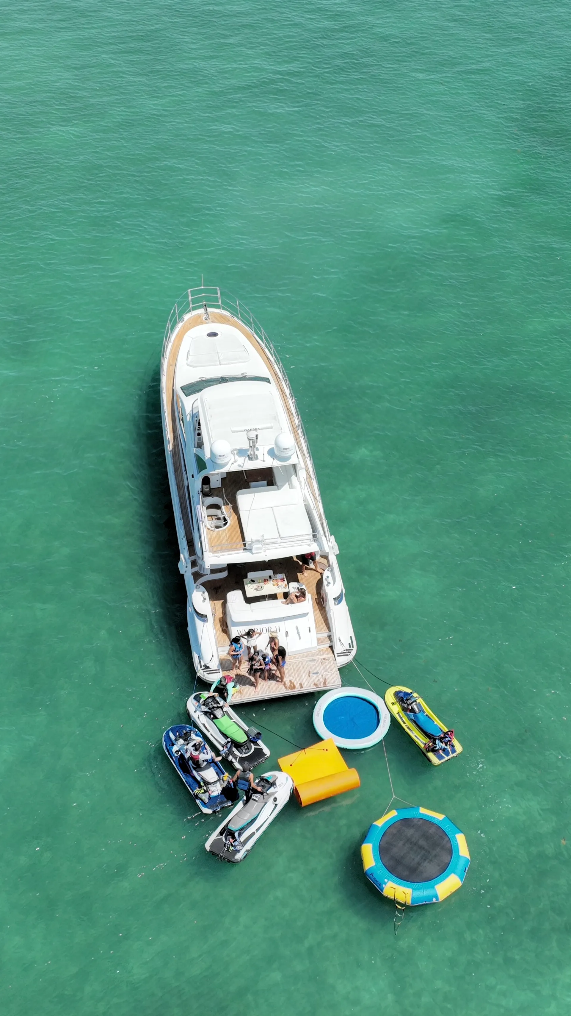 Azimut Flybridge in Miami, FL — photo 2