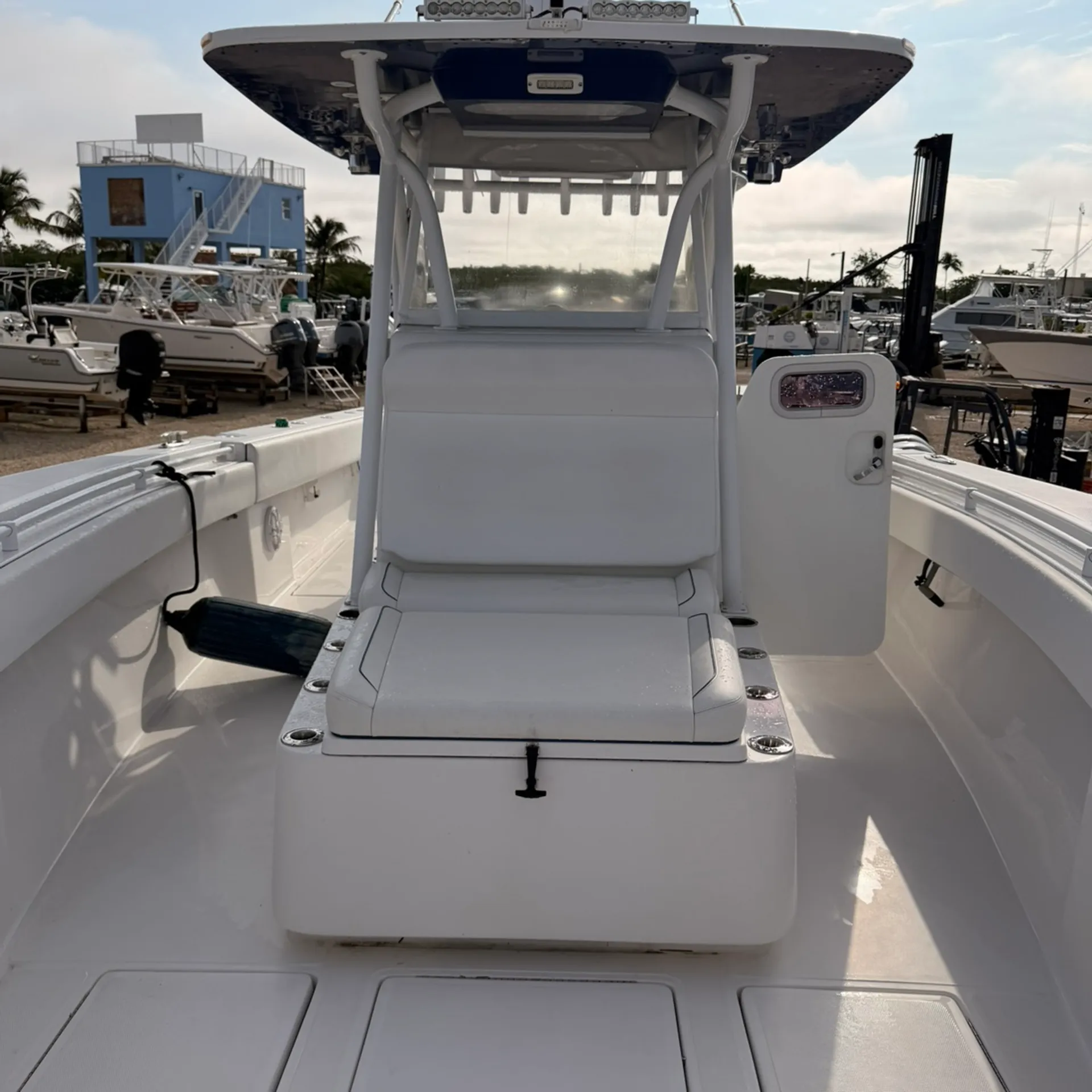 Pursuit OS345 Offshore w/2-F350HP in Freeport, NY — photo 10
