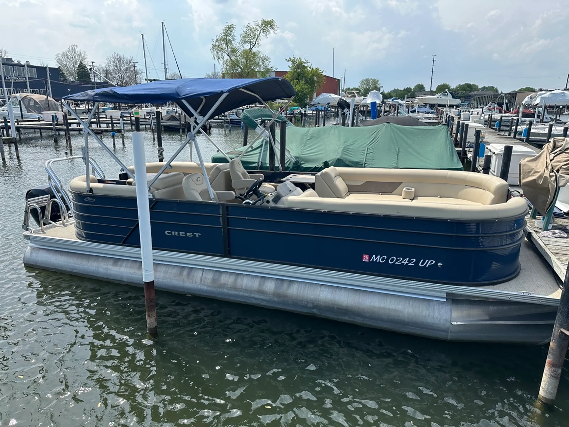 24ft Crest Tritoon 150Hp on Lake St. Clair