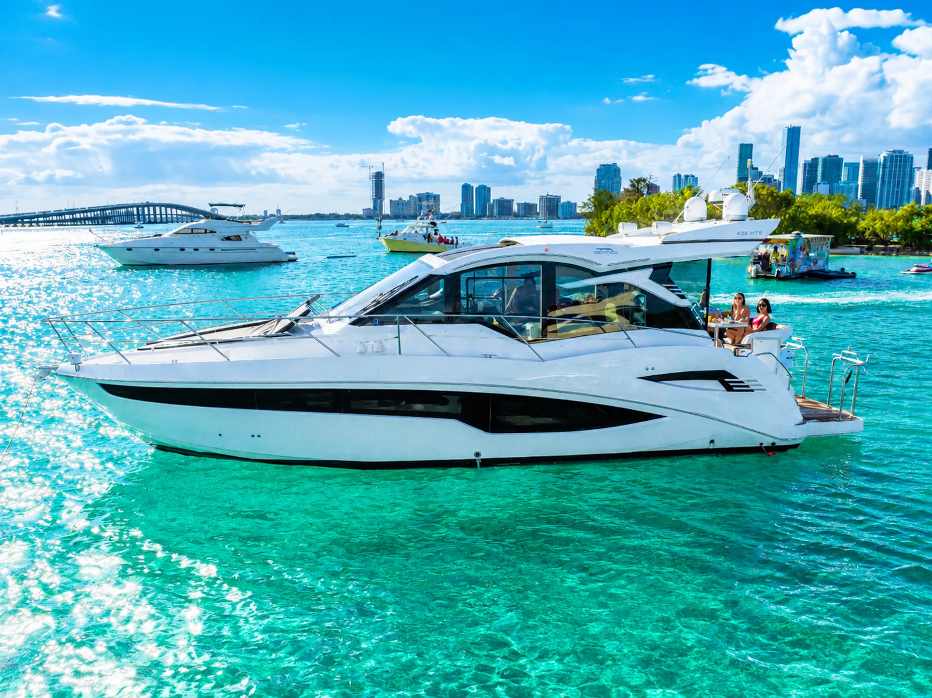 Galeon 425 HTS in Miami, FL — photo 2