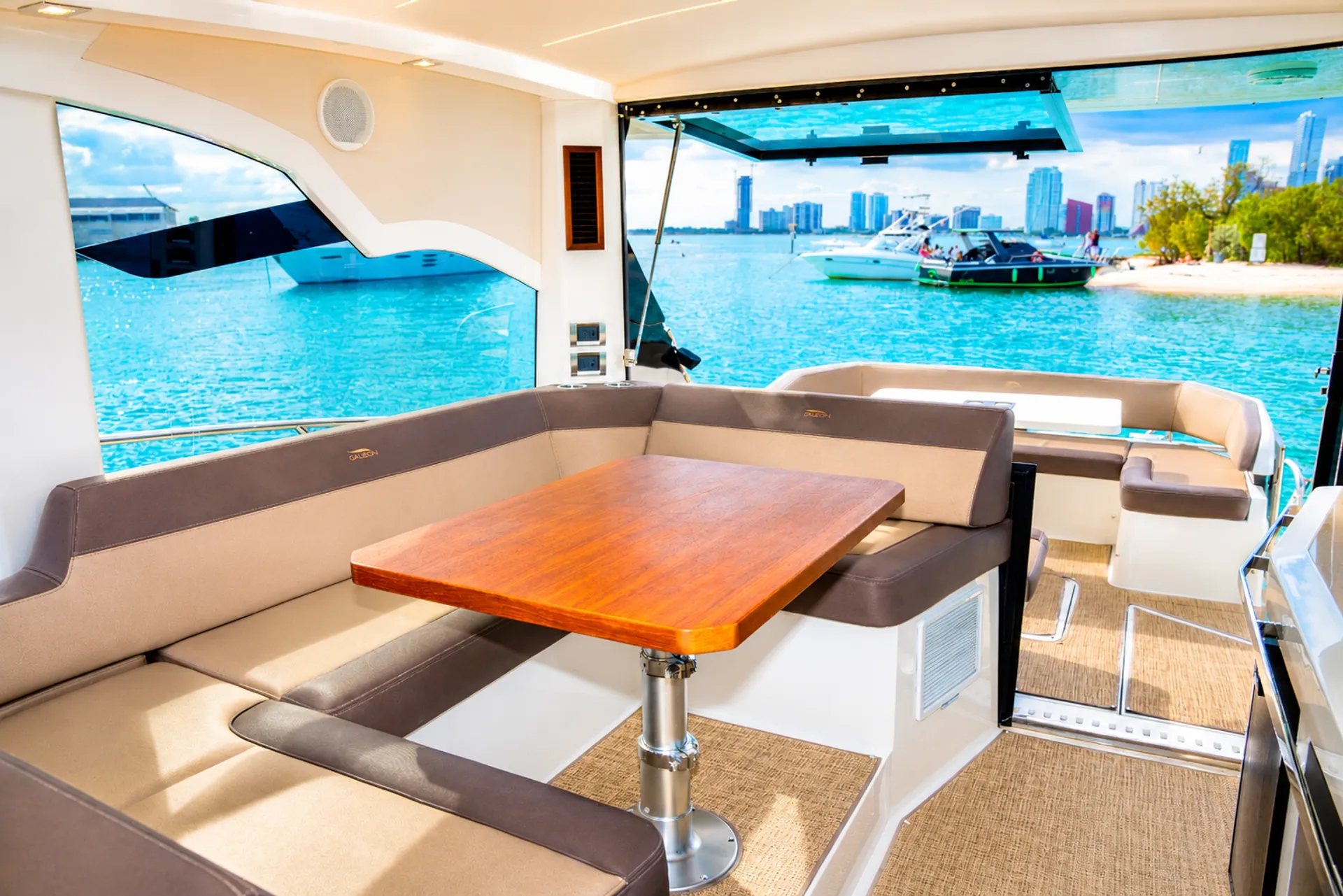 Galeon 425 HTS in Miami, FL — photo 8