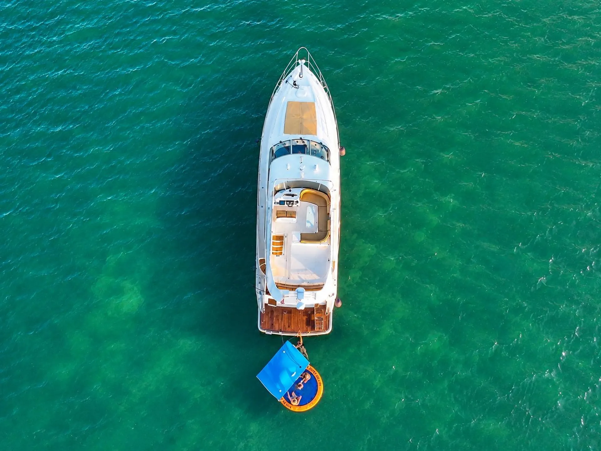 VIKING YACHT 52 FLYBRIDGE YACHT in Miami, FL
