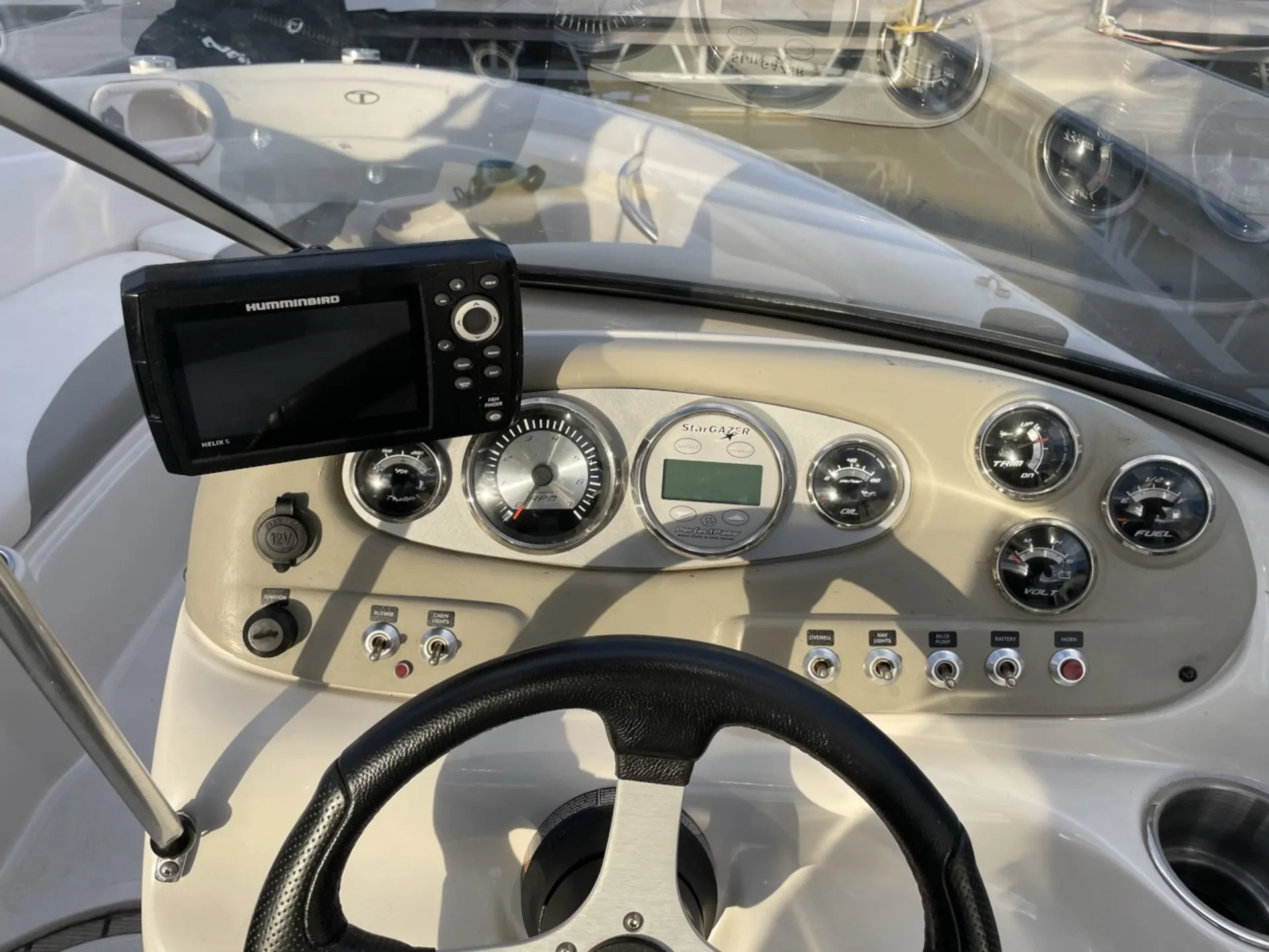 Tahoe by Tracker Marine Q6SF Ski/Fish  in Boulder City, NV — photo 4