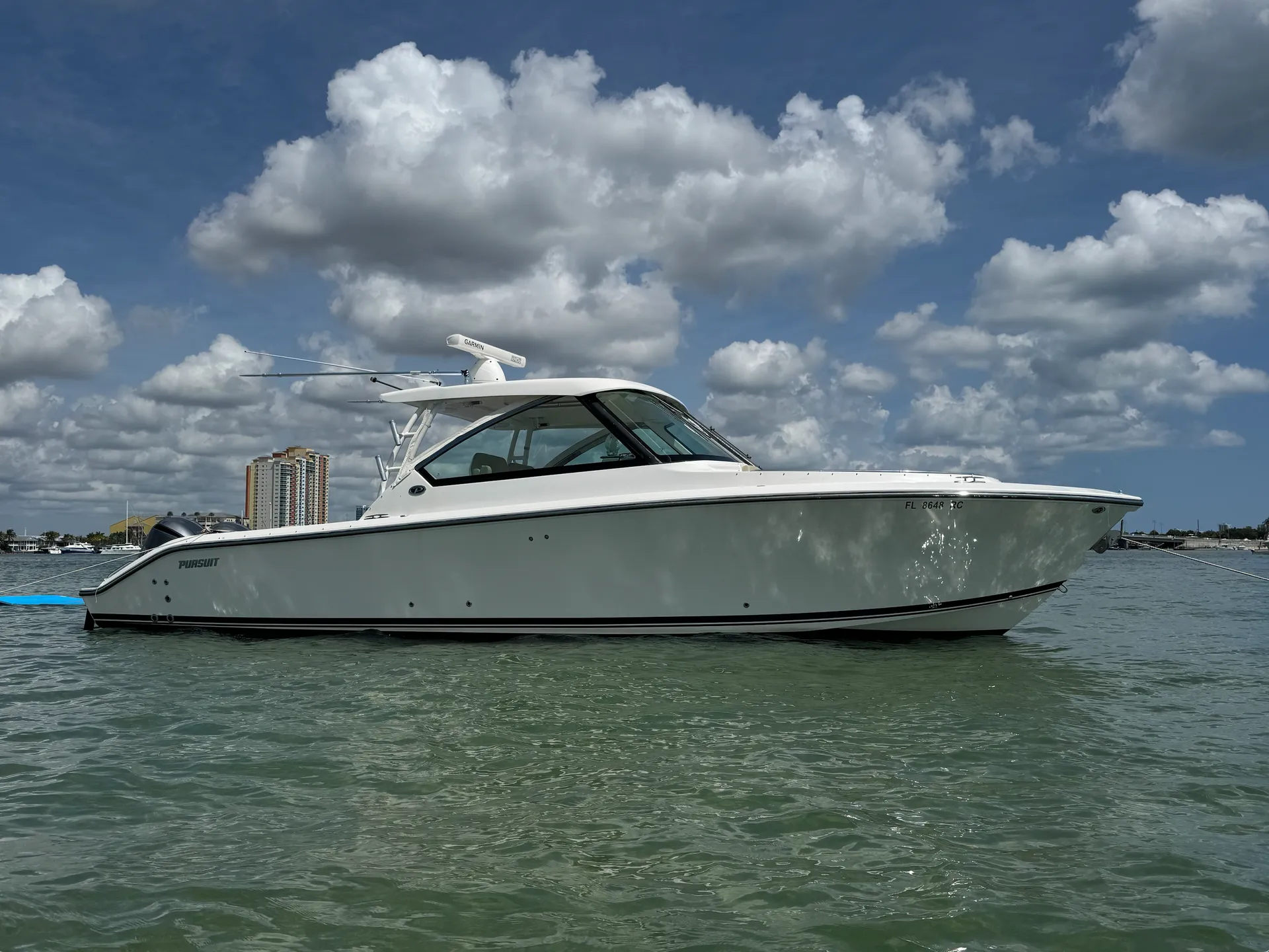 PURSUIT DC325 DUAL CONSOLE 2/2-F300HP in Lantana, FL