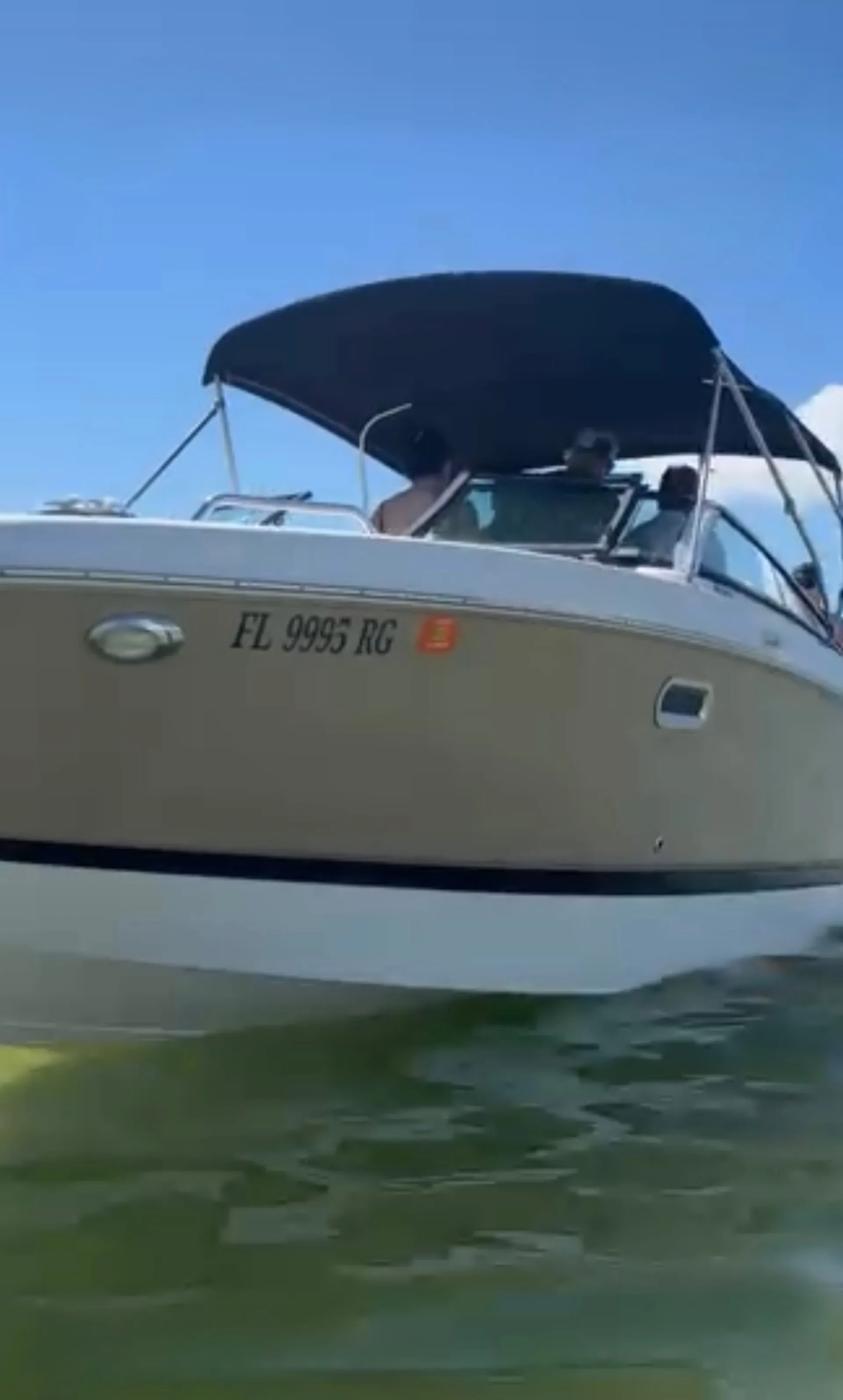 FOUR WINNS BOATS H260  in Key Largo, FL — photo 4