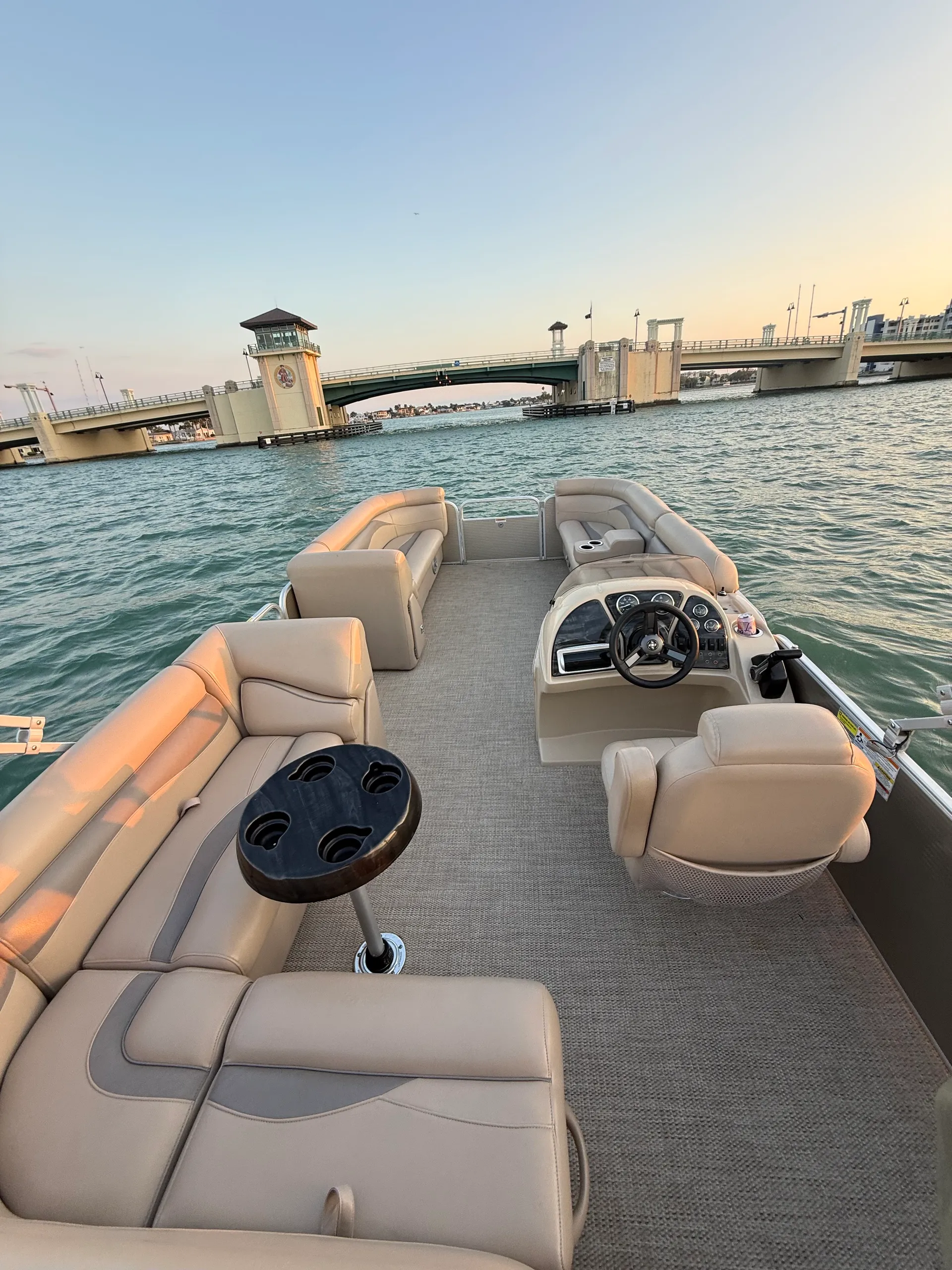 GODFREY MARINE SWEETWATER 2286 in St. Pete Beach, FL — photo 4