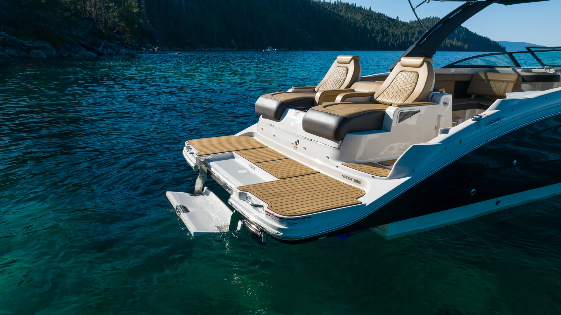 SEA RAY BOATS SDX 290 in Newport Beach, CA — photo 7