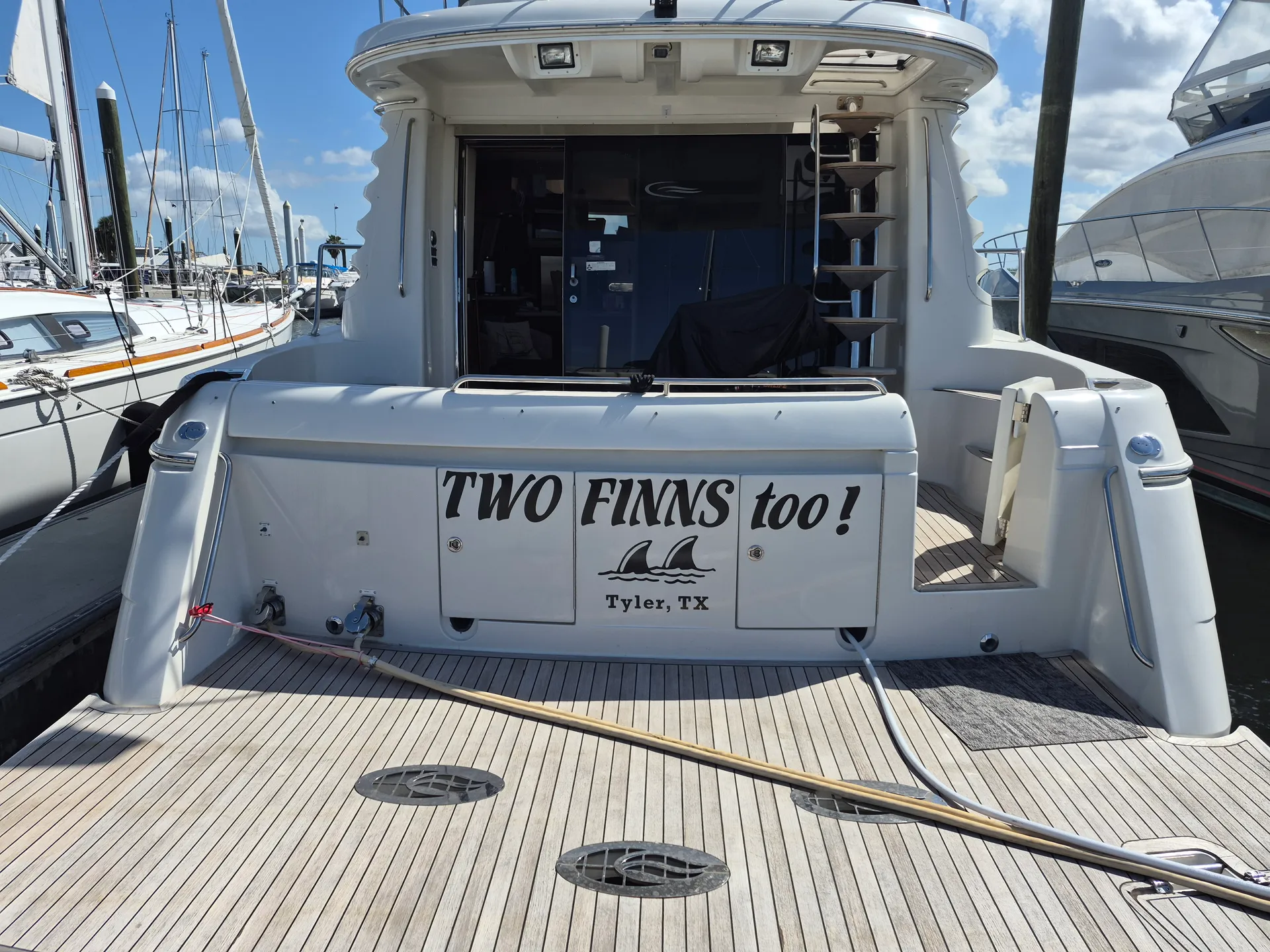 CARVER YACHTS 56 VOYAGER PILOTHOUSE in Seabrook, TX — photo 3