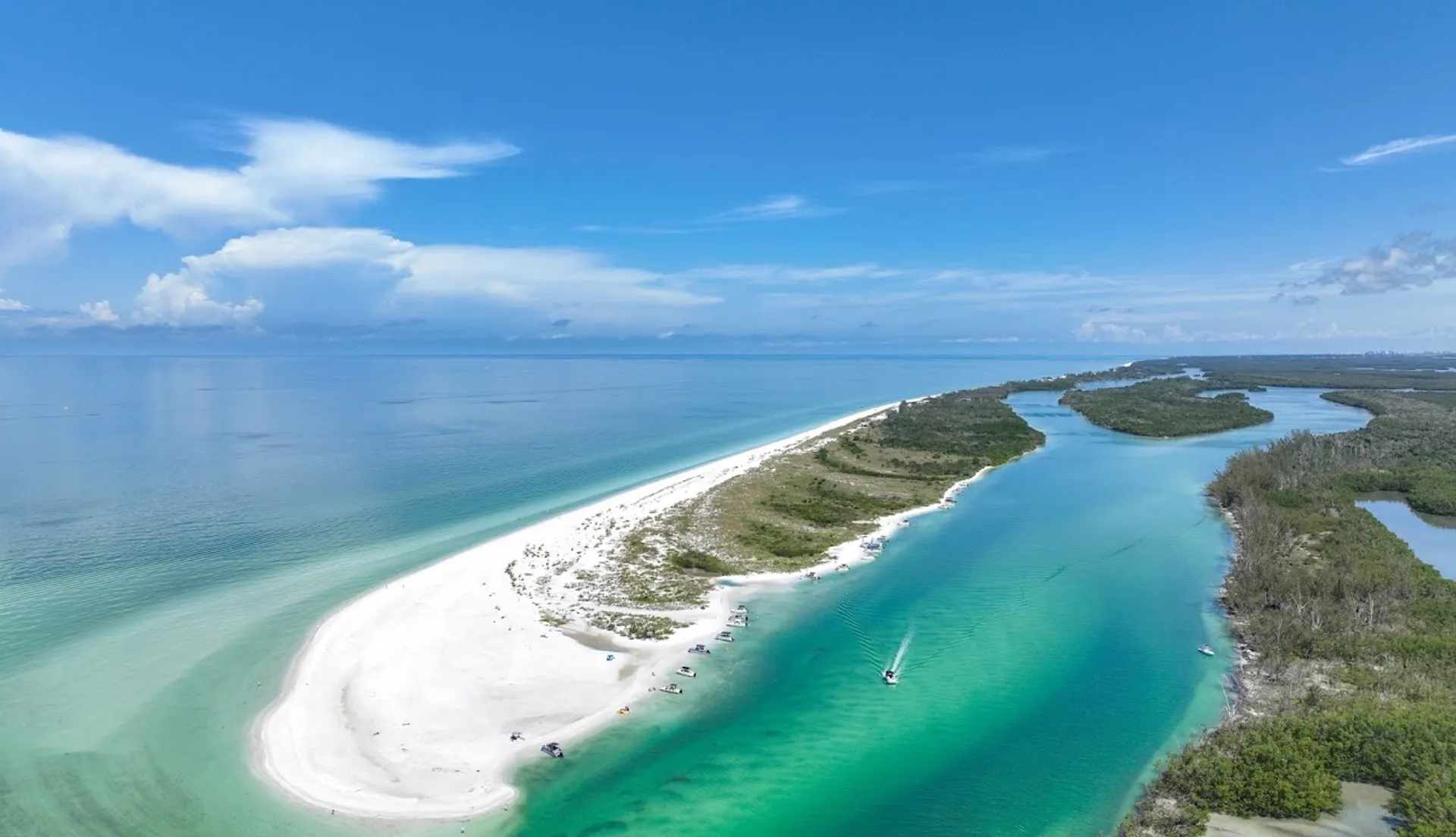 SUN TRACKER PARTY BARGE 18 DLX in Naples, FL — photo 4