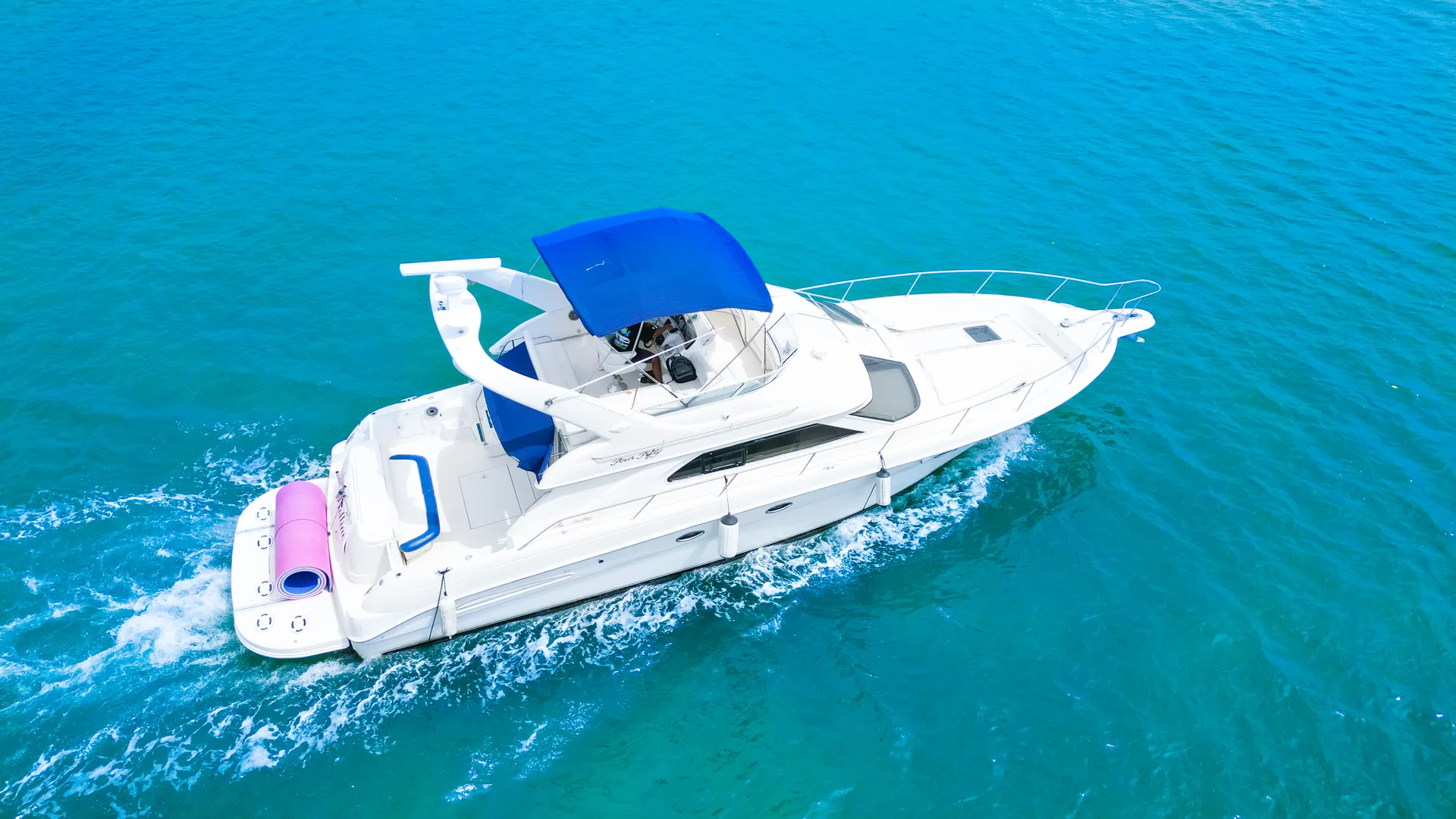 Sea Ray Boats 450 flybridge express in Miami, FL