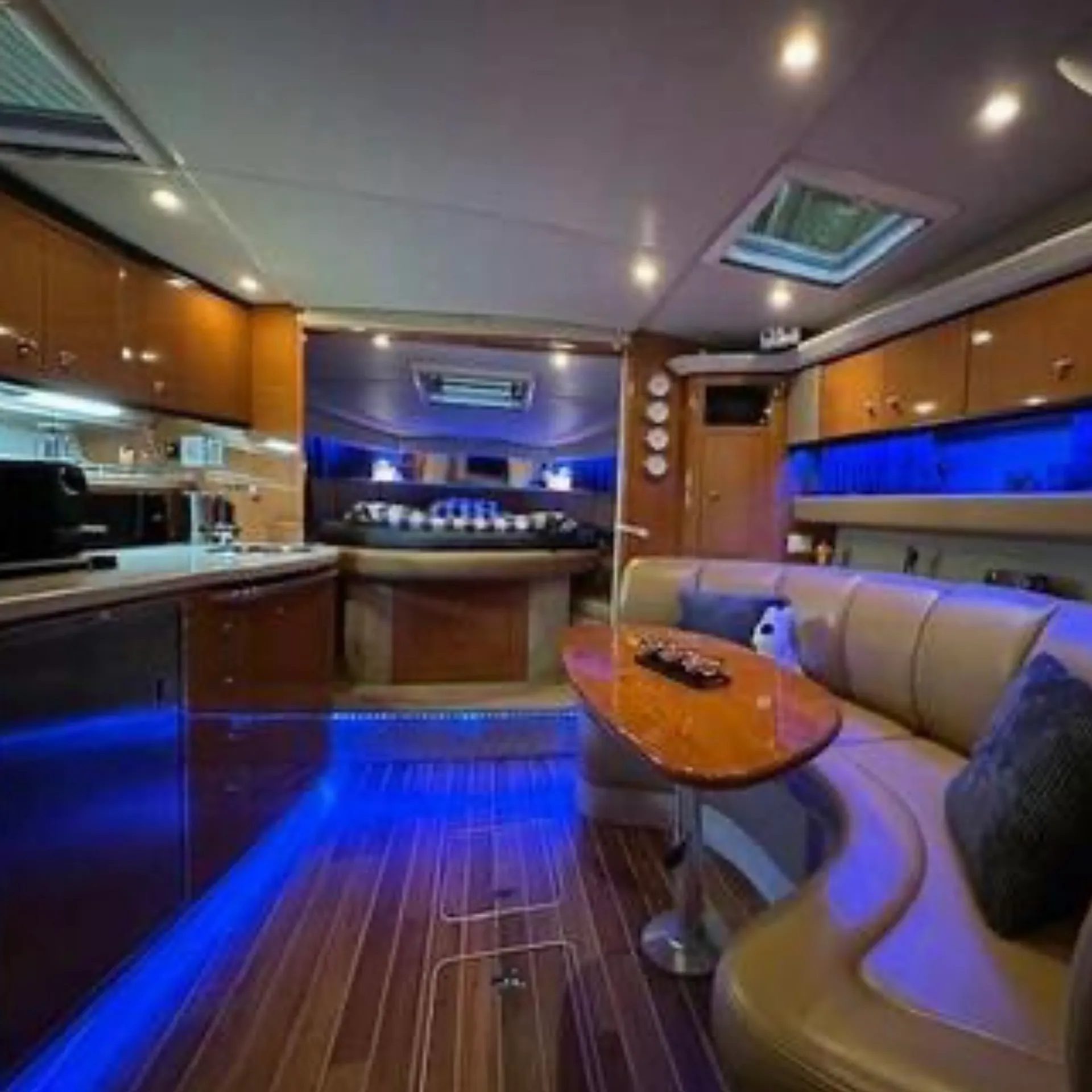 Chaparral 350 signature in Marina del Rey, CA — photo 5