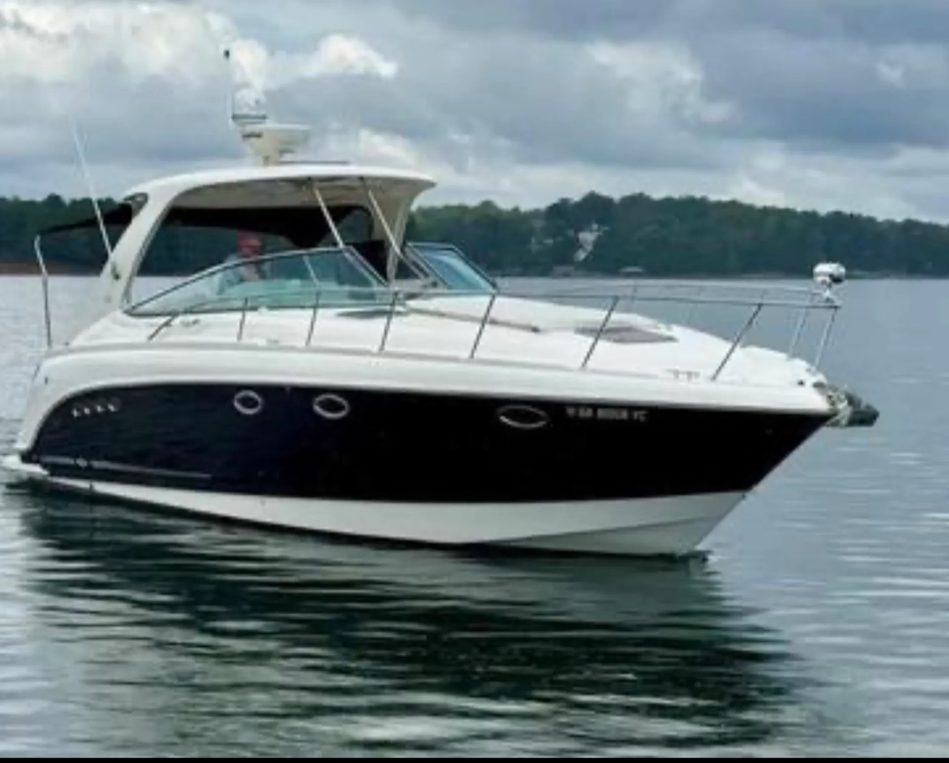 Chaparral 350 signature in Marina del Rey, CA