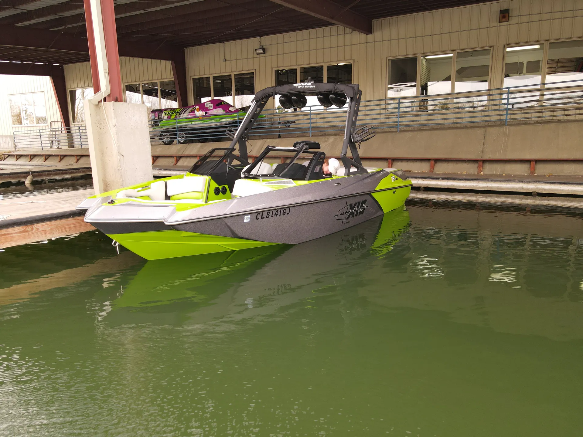 AXIS WAKE RESEARCH A20 W/TRAILER in Denver, CO