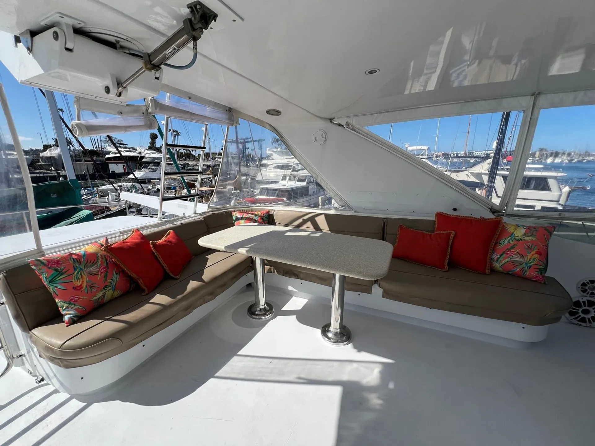 64 Hatteras motor yacht  lots of toys 