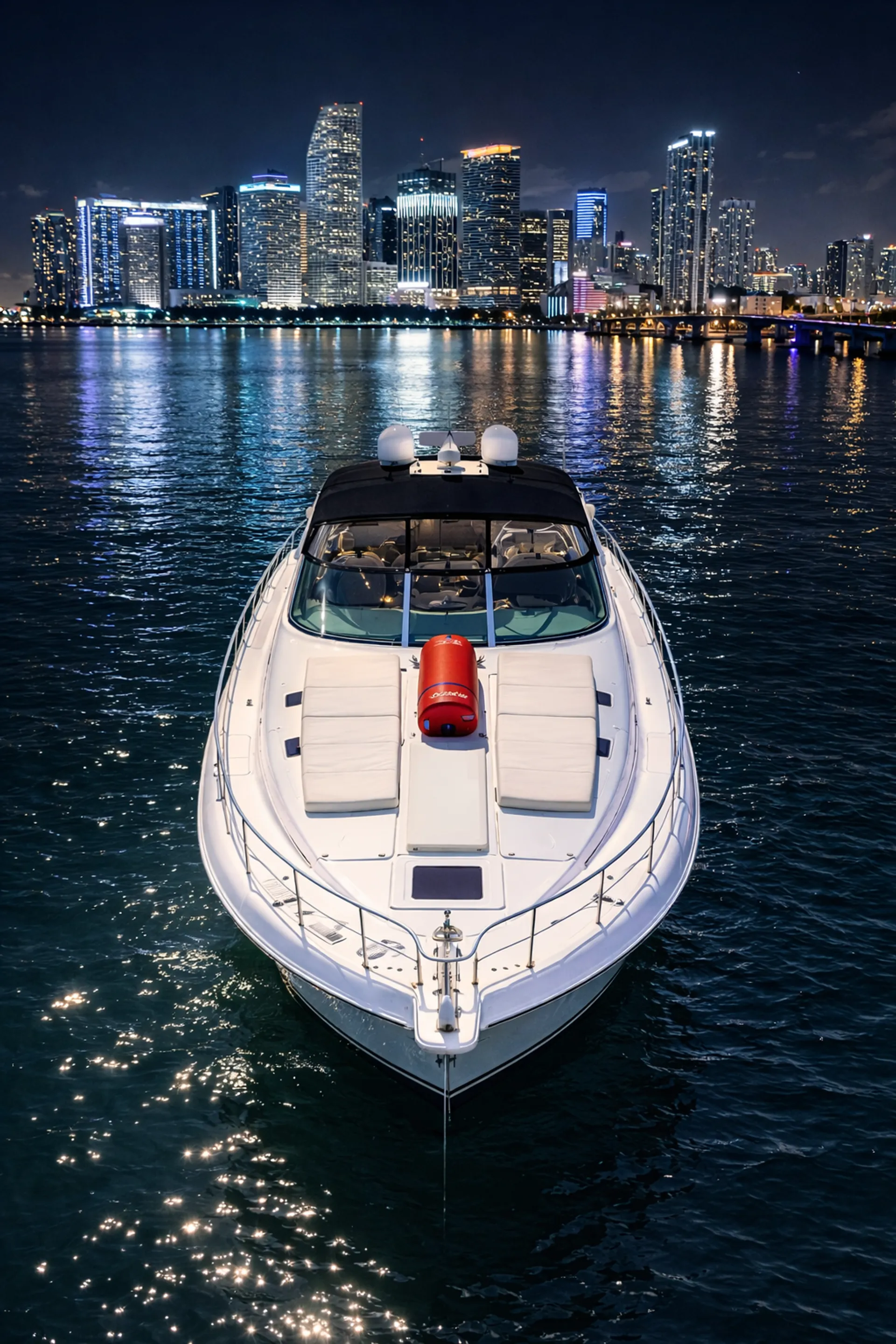 Sea Ray Boats SUNDNACER 50  in Miami, FL — photo 3