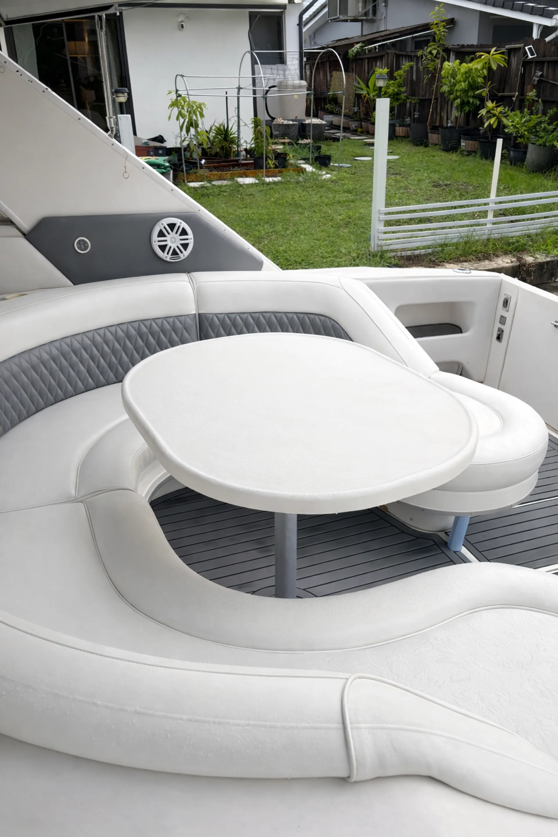 Sea Ray Boats SUNDNACER 50  in Miami, FL — photo 5