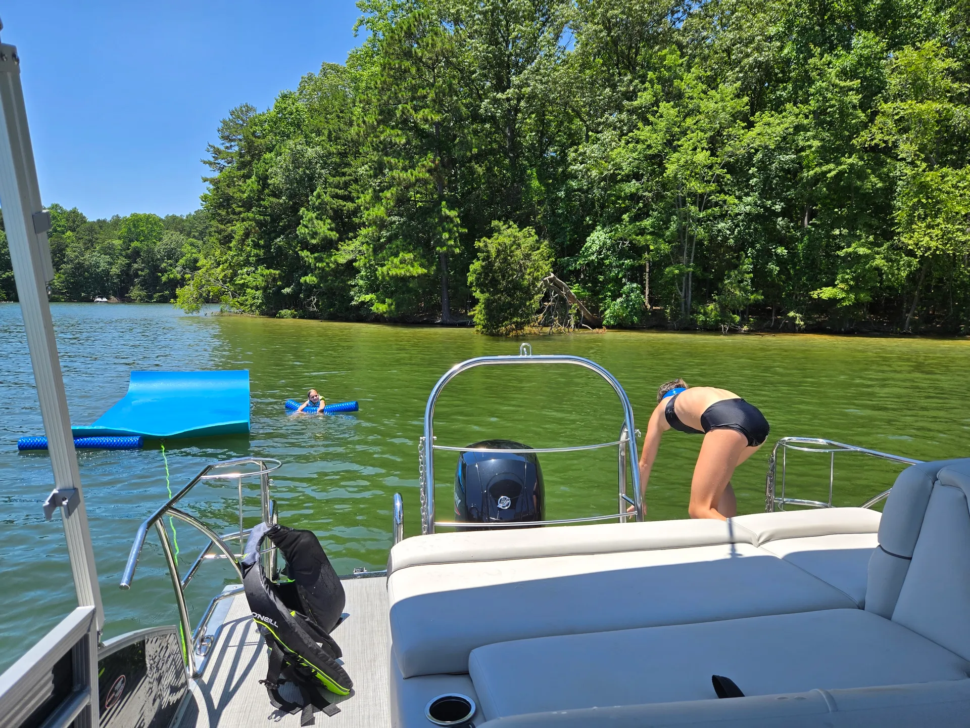 HARRIS BOATS 230 CRUISER SERIES in Lake Norman of Catawba, NC — photo 6