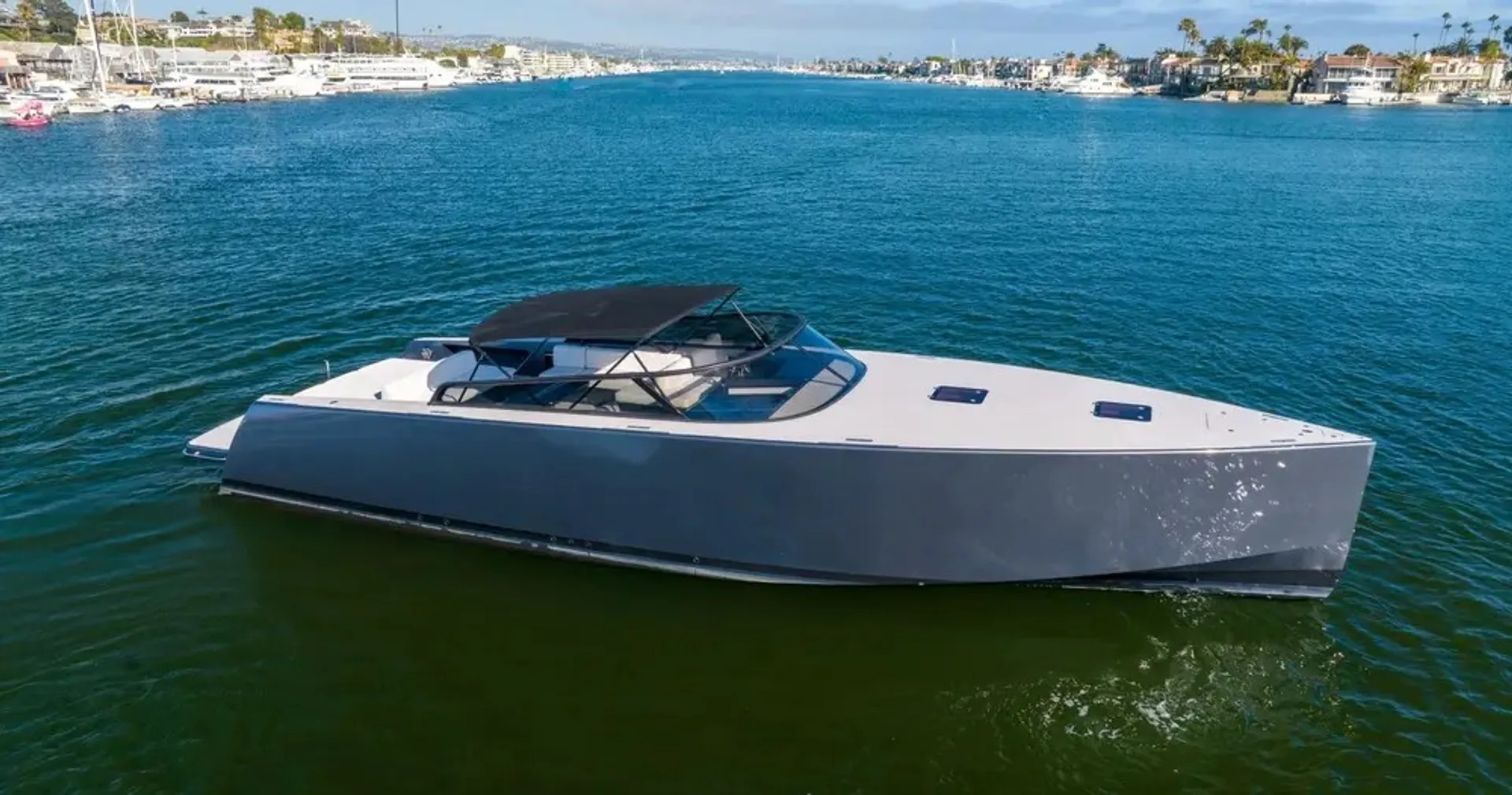 55ft Van Dutch Luxury Yacht w/ a Captain in Newport Beach!