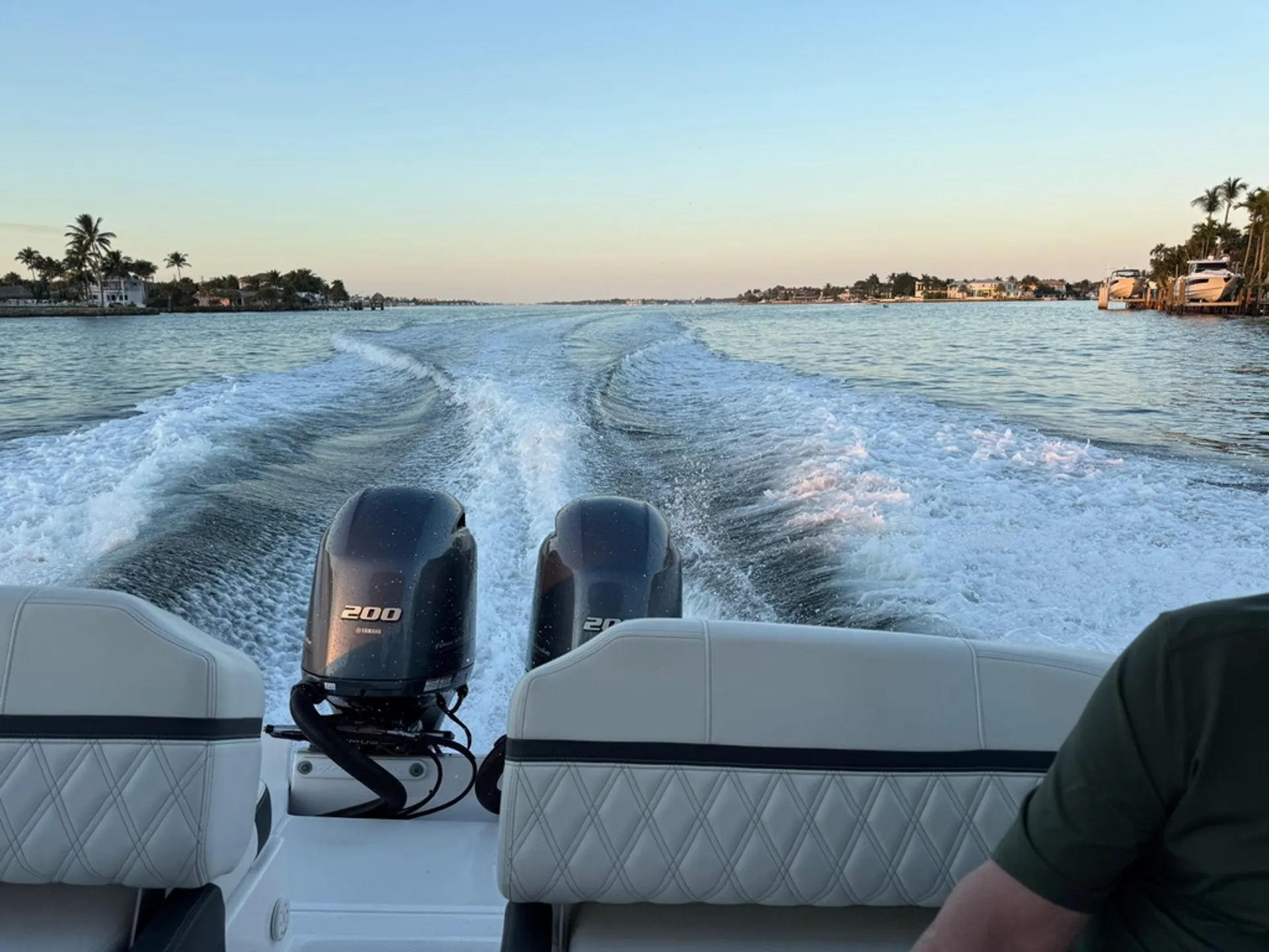 REGAL BOATS 29 OBX in Boca Raton, FL — photo 5