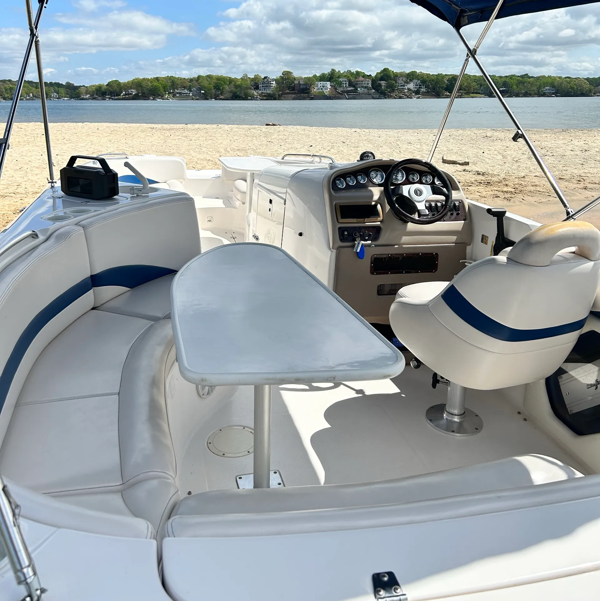 Cruise the Lake in Style – 23’ Chaparral w/ 220hp Engine