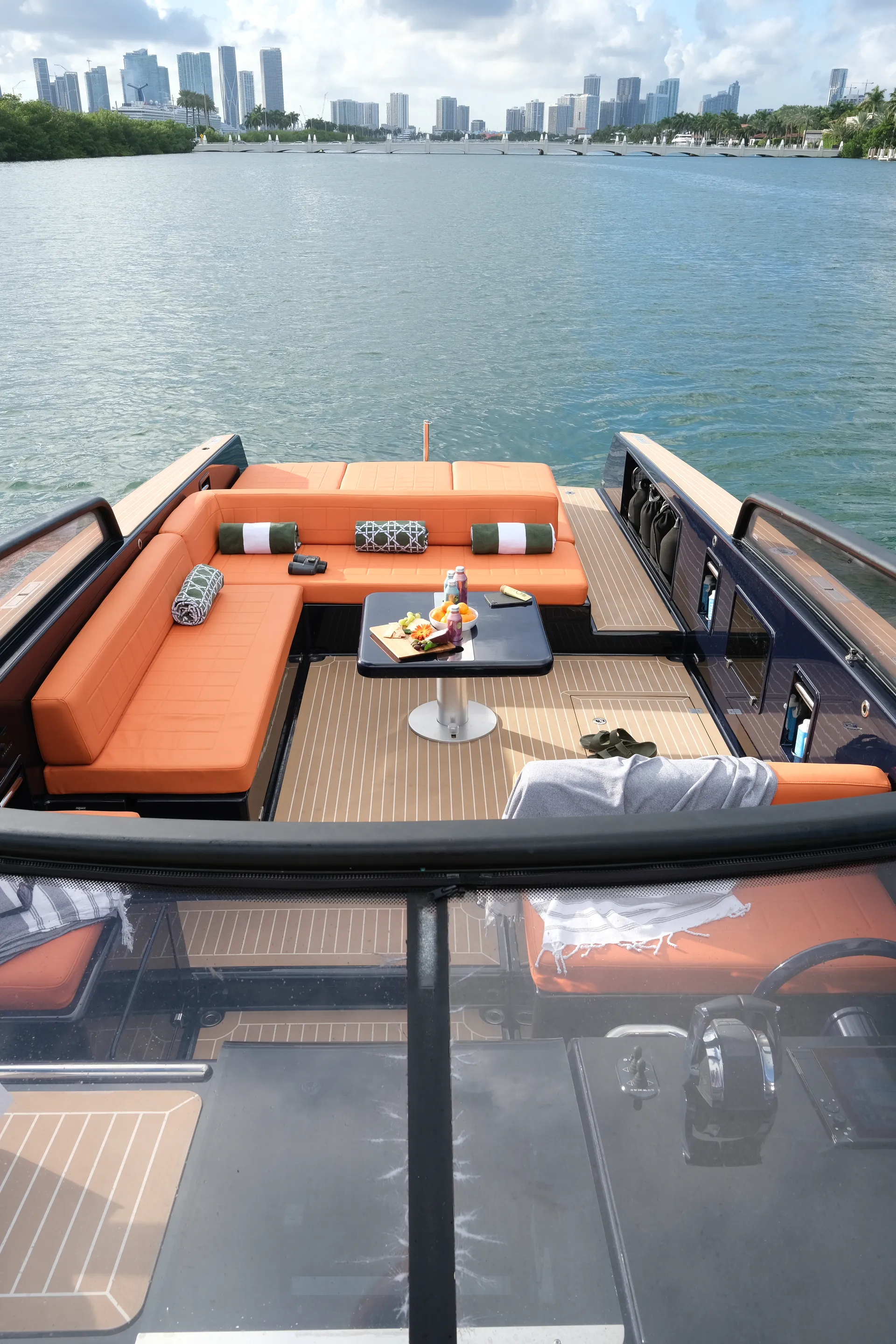 VanDutch 40 in Miami Shores, FL — photo 8