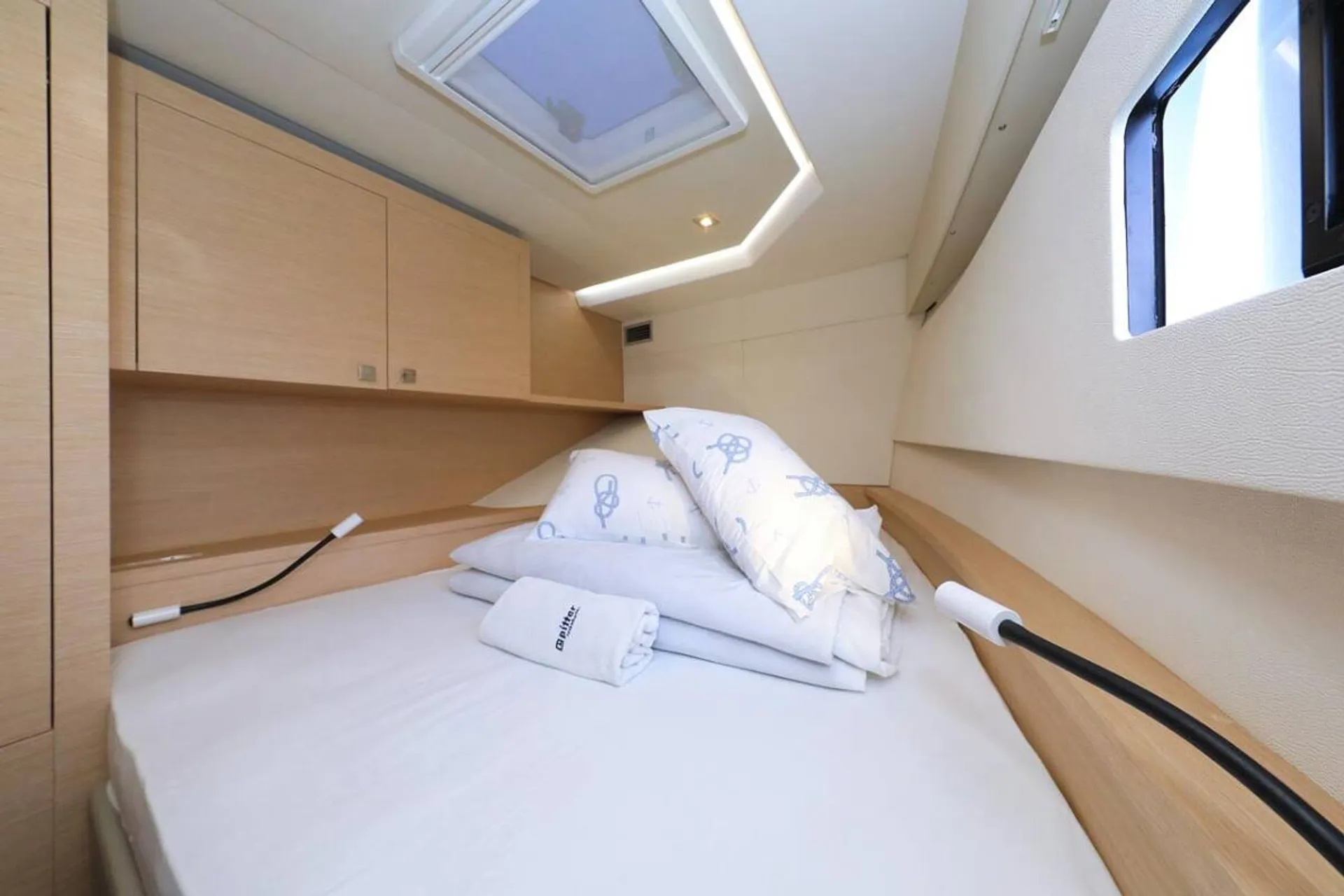 Fountain Pajot MY37 in Fort Lauderdale, FL — photo 10