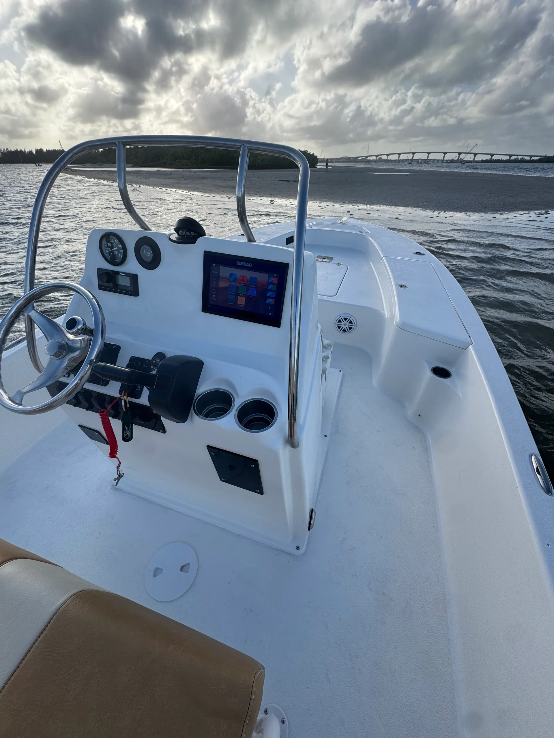 SCOUT BOATS 221 WINYAH BAY in Vero Beach, FL — photo 5