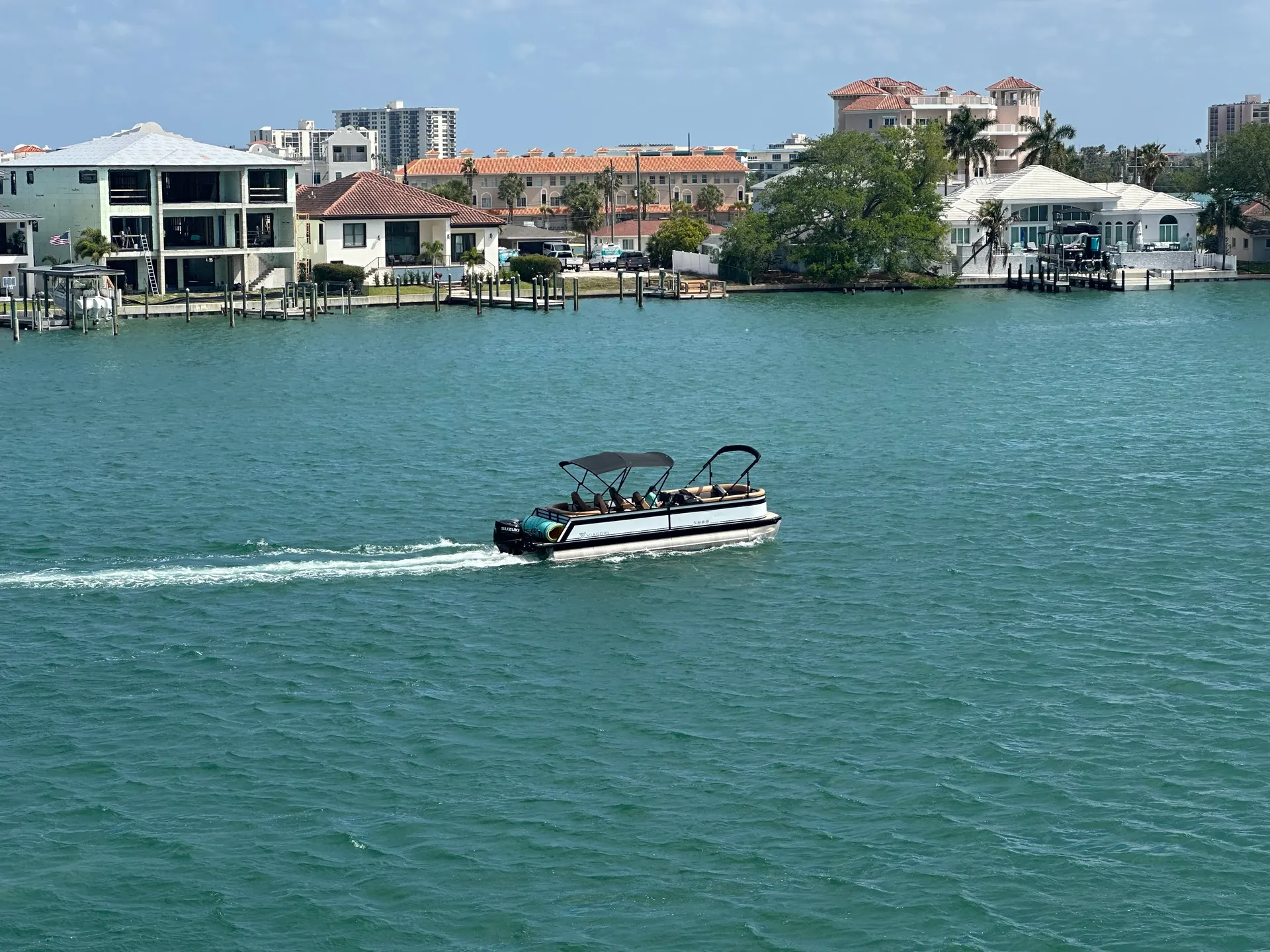 VIAGGIO BY MISTY HARBOR LAGO X 24Q TRITOON in Clearwater, FL — photo 2
