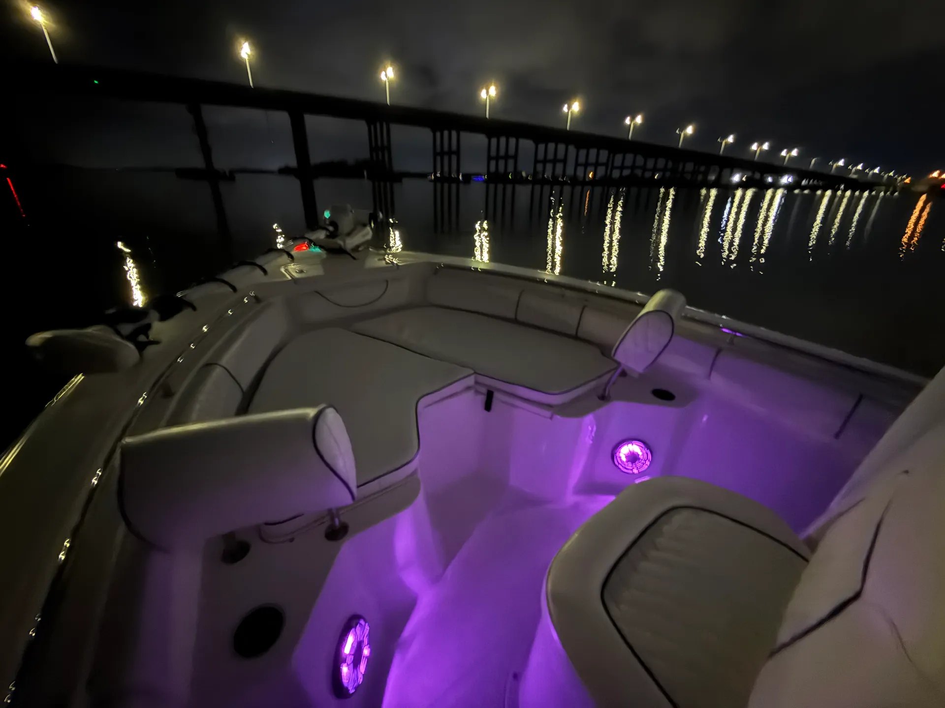 Sleek 23’ Sea Hunt – Perfect for Sandbars, Fishing &amp; Cruising!