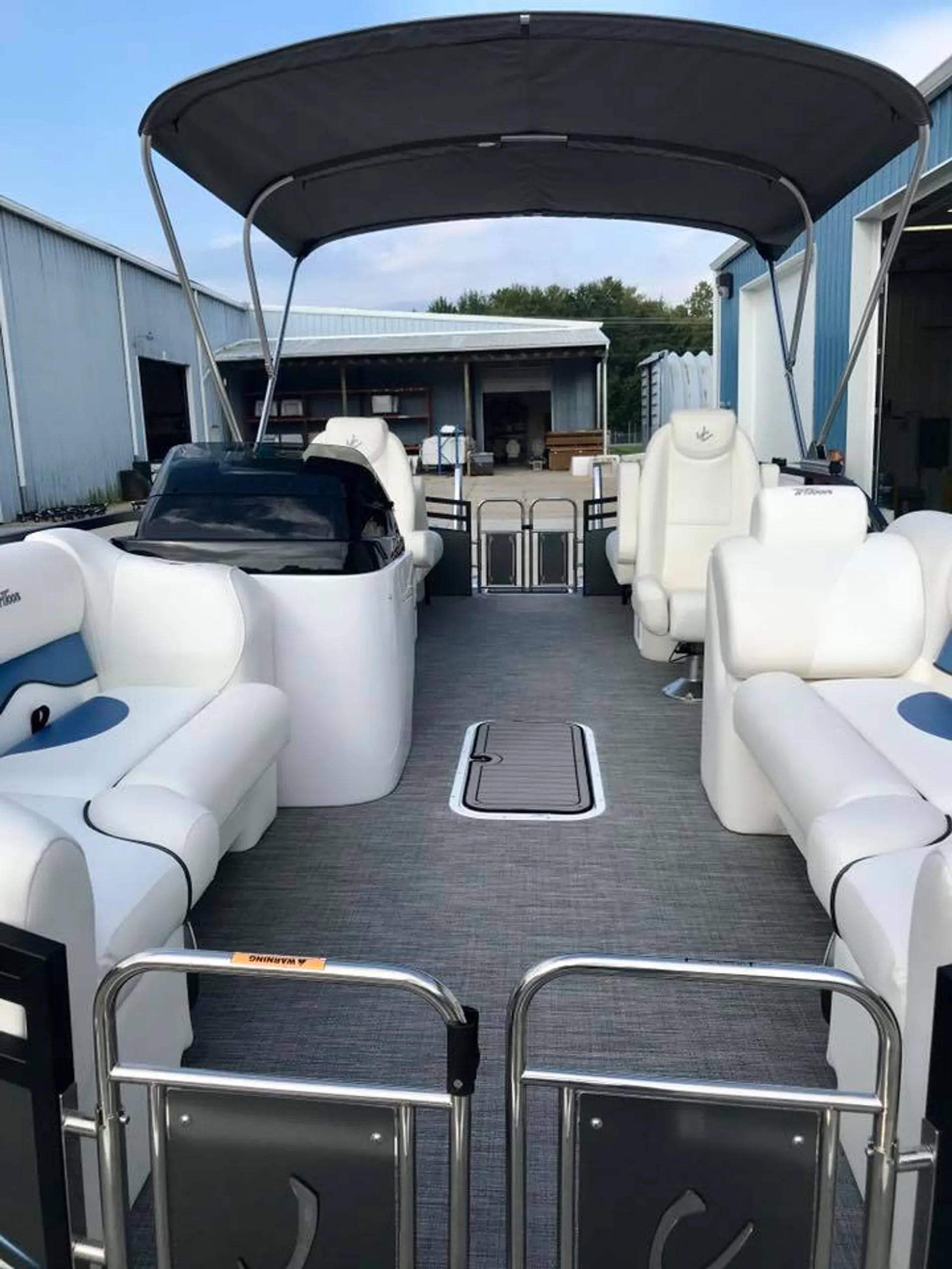 JC AND NEPTOON PONTOON NEPTOON 23 TT SPORT in Plain City, OH — photo 9