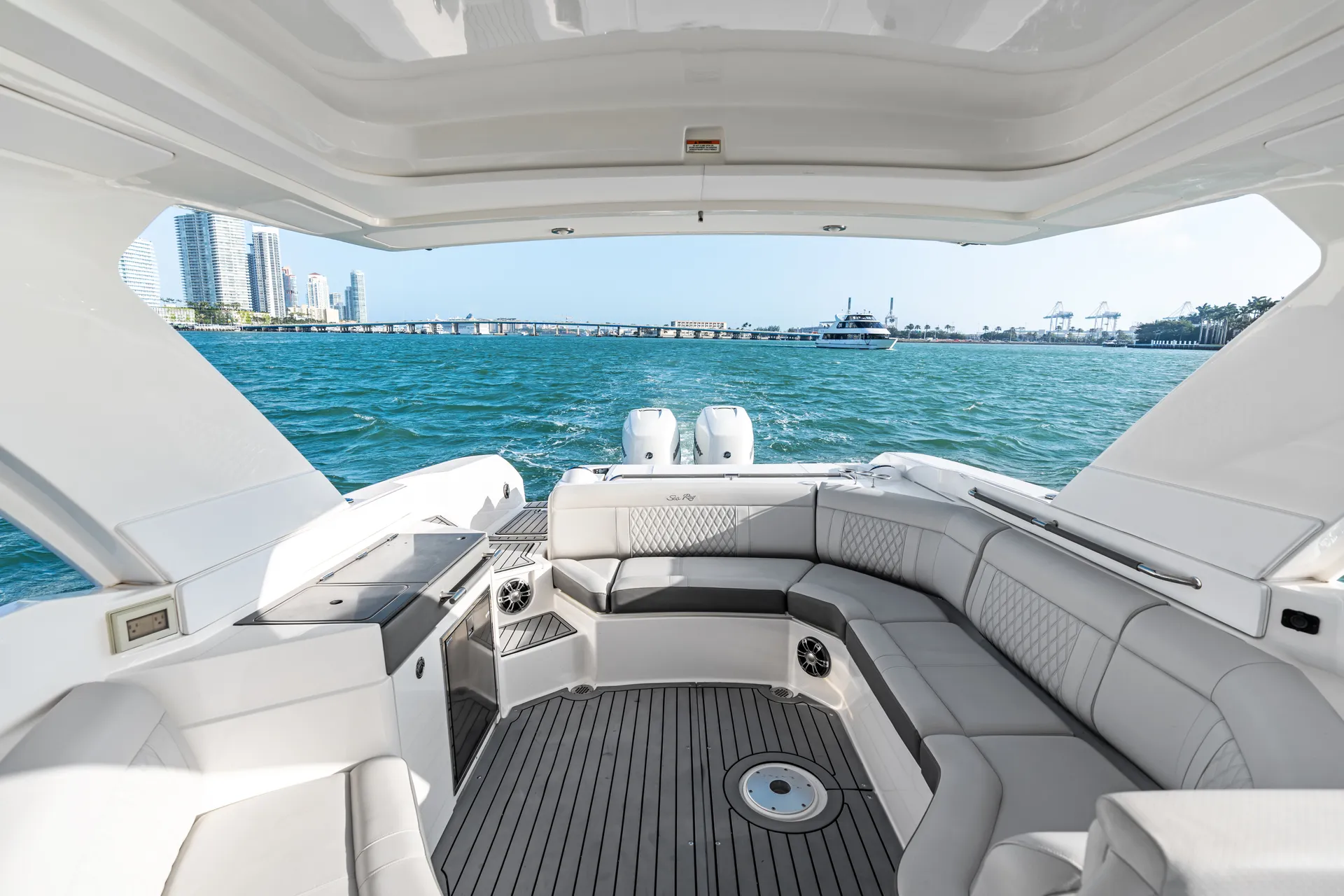 SEA RAY BOATS SLX 350 OB in Hollywood, FL — photo 7