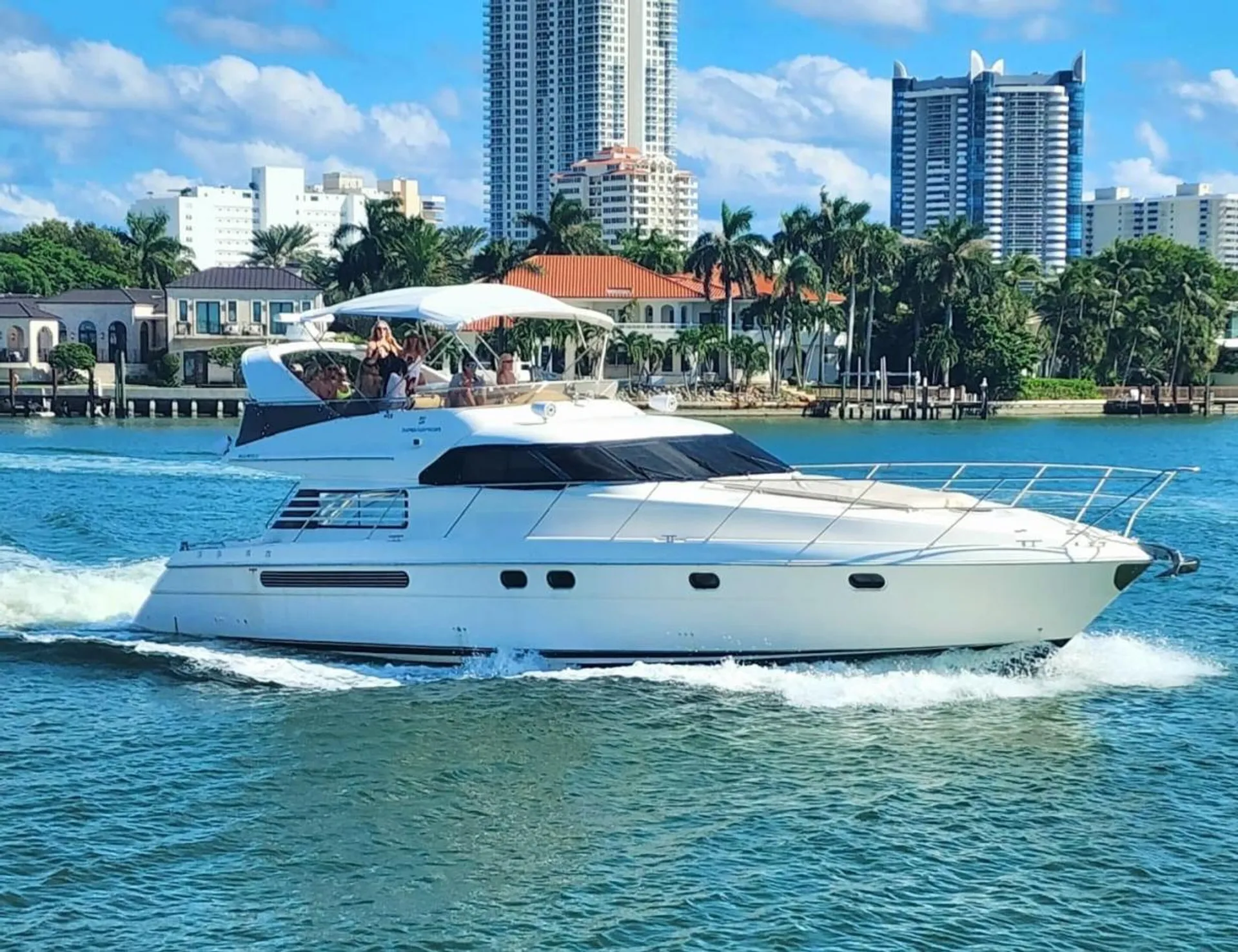 Fairline 65 Flybridge in Hollywood, FL — photo 4