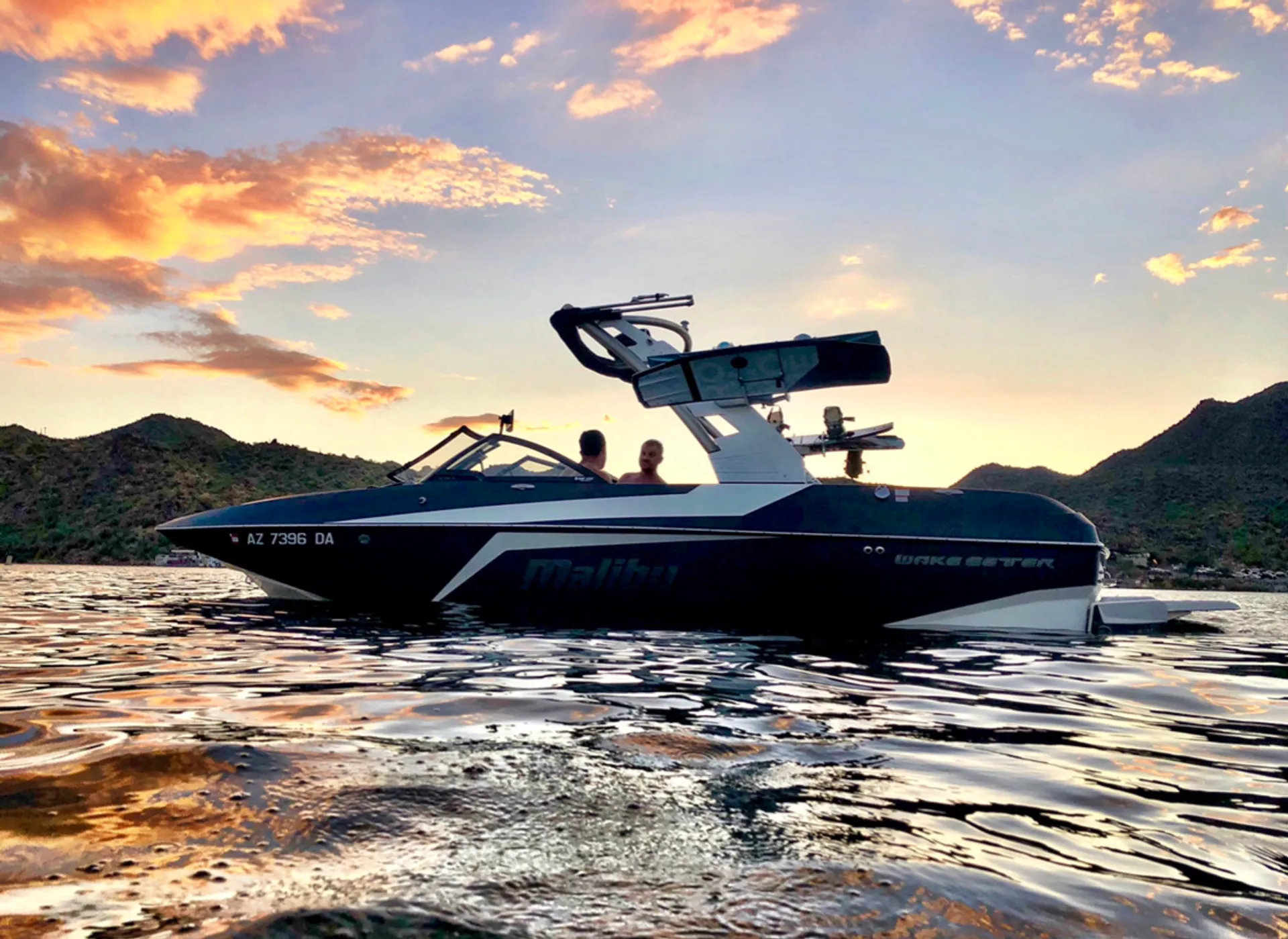 MALIBU BOATS 21 MLX in Tempe, AZ — photo 8