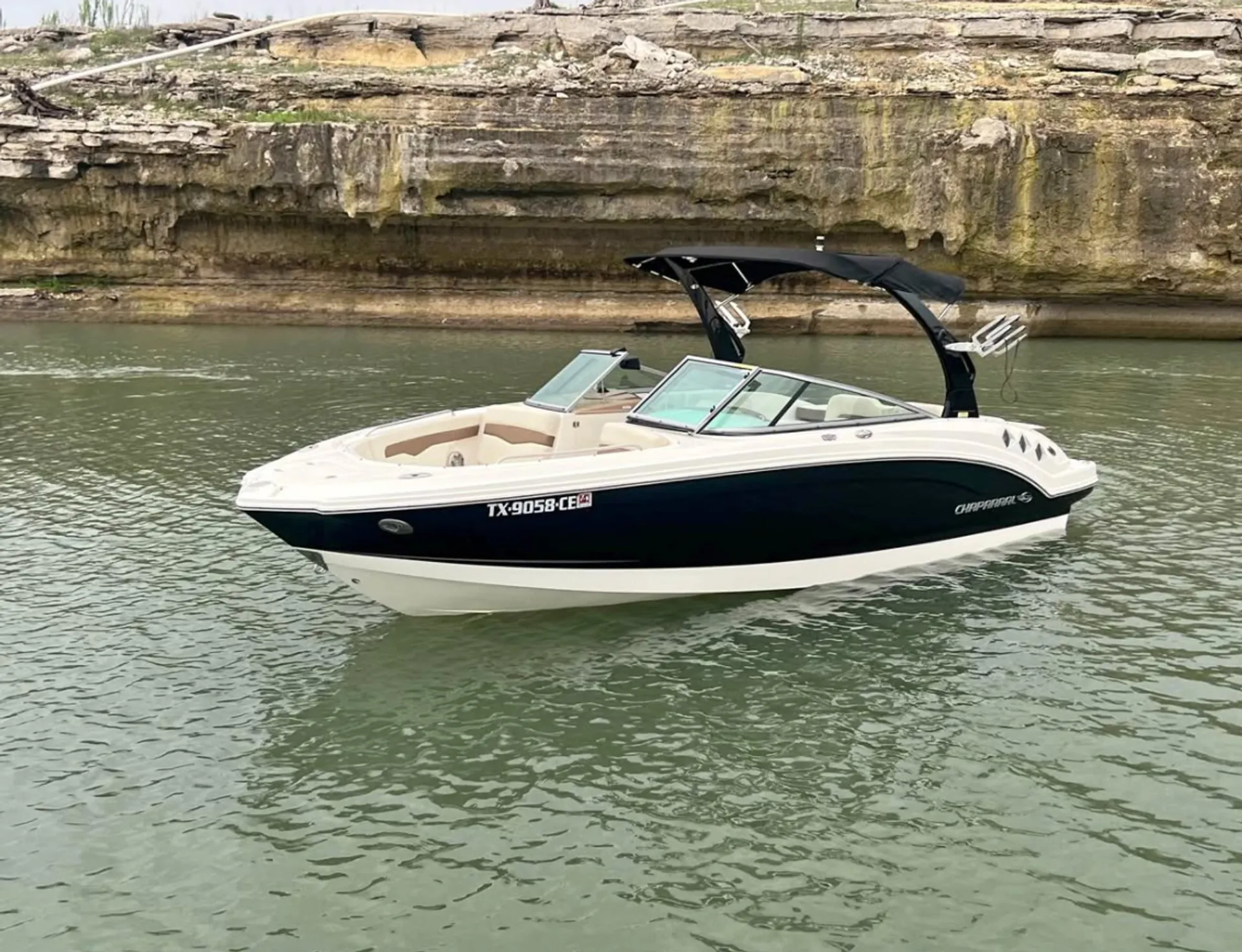 CHAPARRAL BOATS 246 SSI in Wishon, CA — photo 3