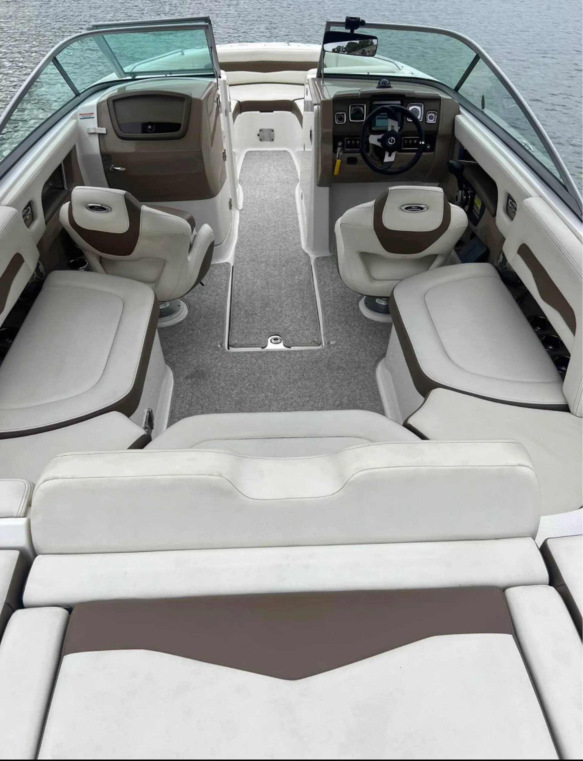 CHAPARRAL BOATS 246 SSI in Wishon, CA — photo 8