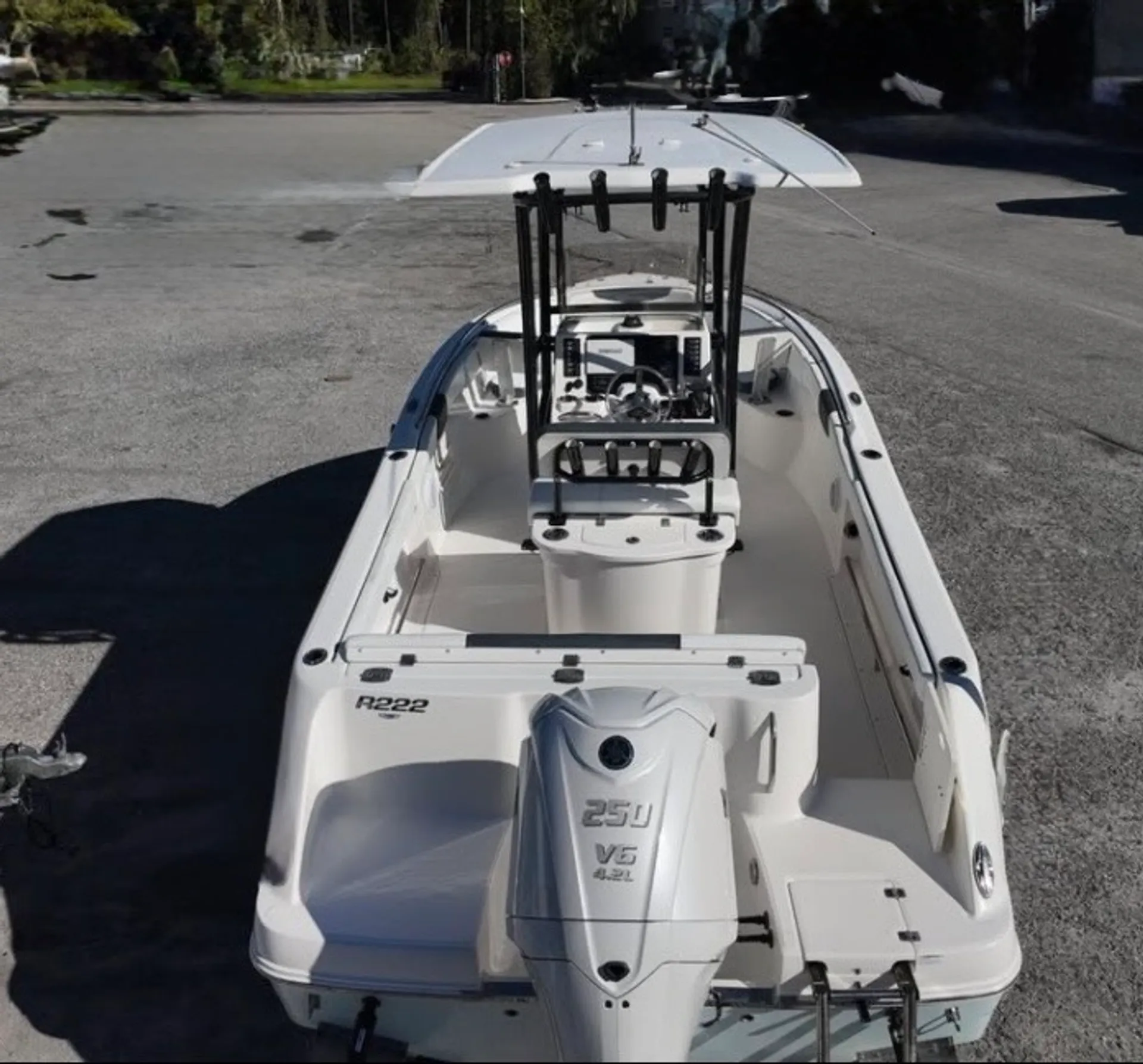 ROBALO R222 in Fort Myers, FL — photo 2