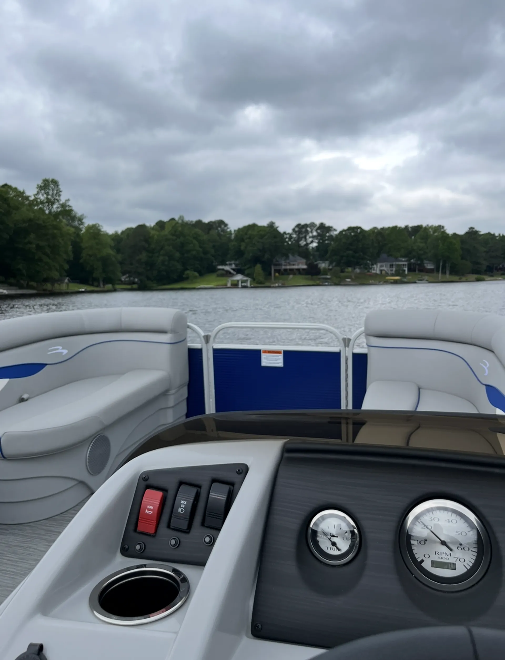 BENNINGTON MARINE 20 SXL in Youngsville, NC — photo 3