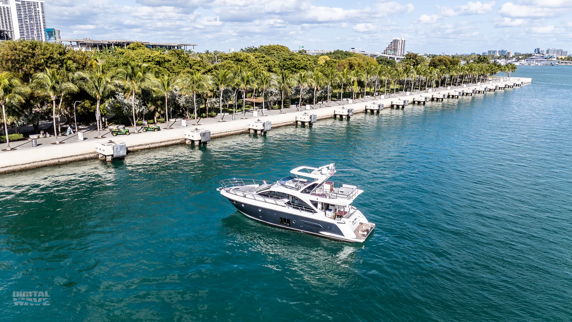 Azimut Flybridge  in Miami, FL — photo 3
