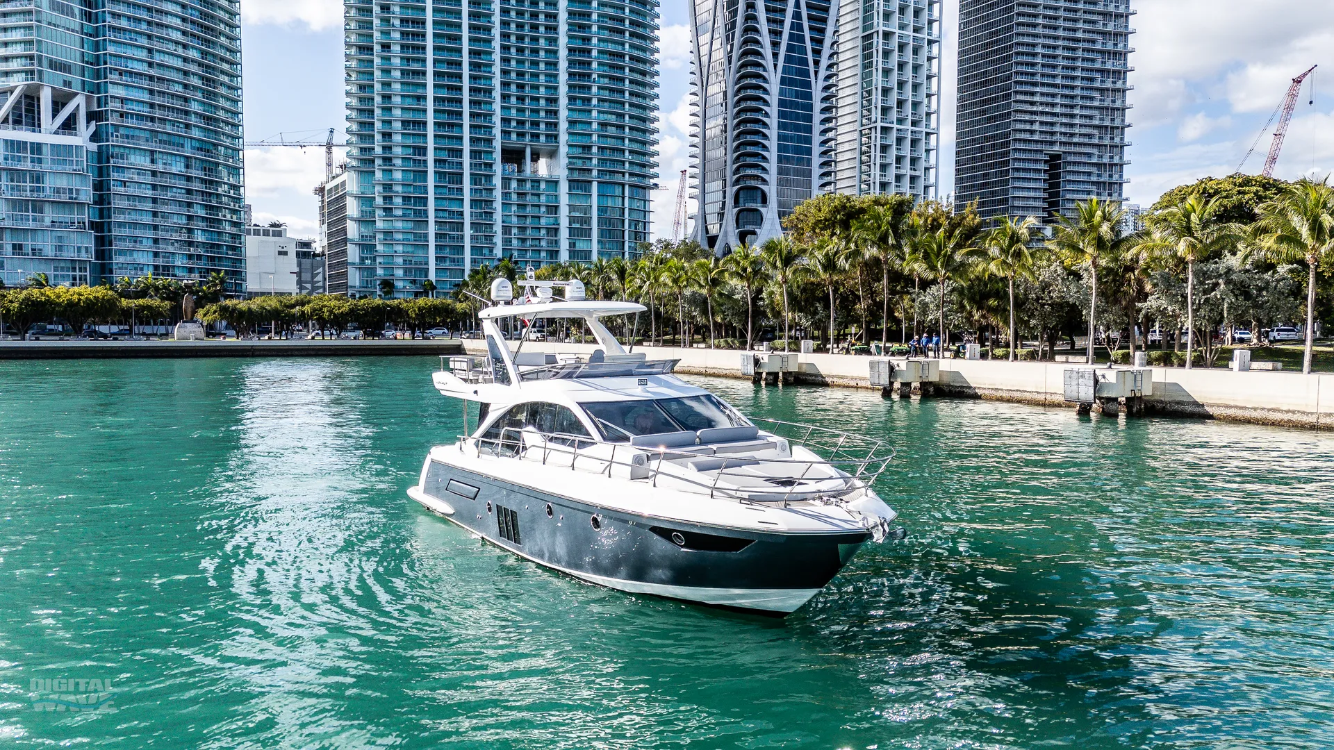 Azimut Flybridge  in Miami, FL — photo 6