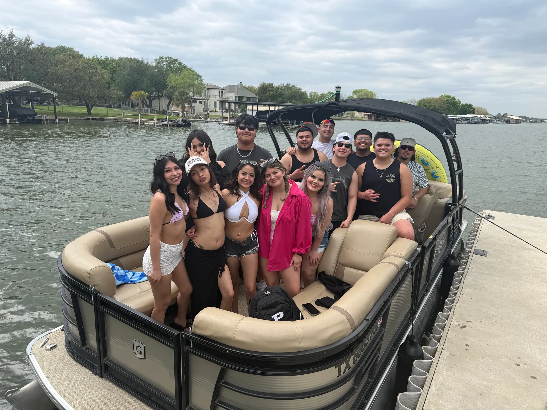 GODFREY MARINE AQUA PATIO 250 XP TRIPLE TUBE W/VF200LA in Granite Shoals, TX