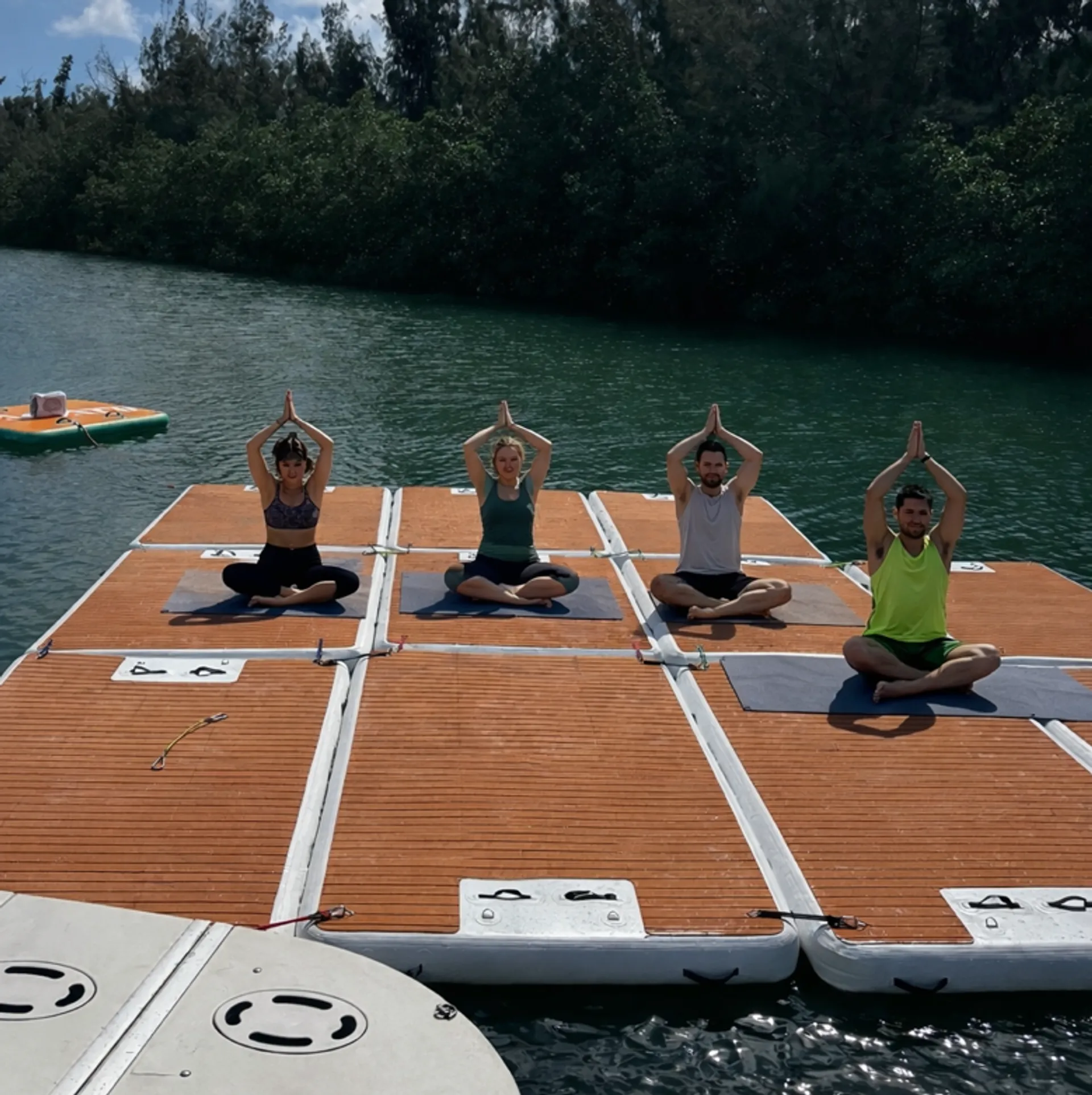 Sea Ray Boats 460 Sundancer in Miami, FL — photo 10