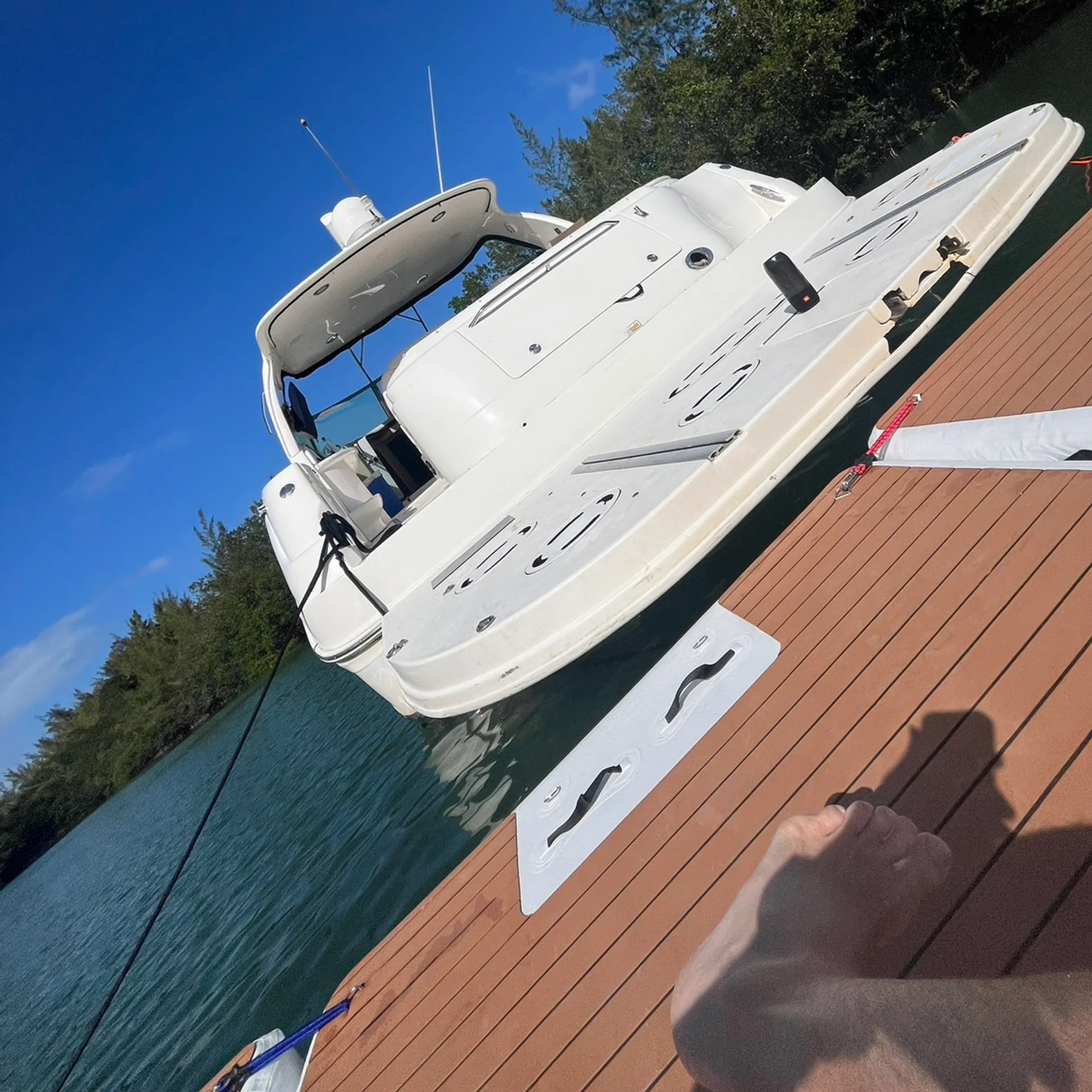 Sea Ray Boats 460 Sundancer in Miami, FL — photo 6