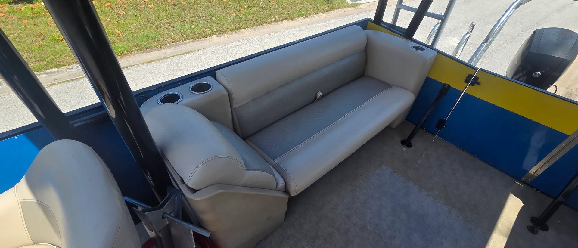 Water Therapy at its Finest! 24' Double-Decker w/Slide