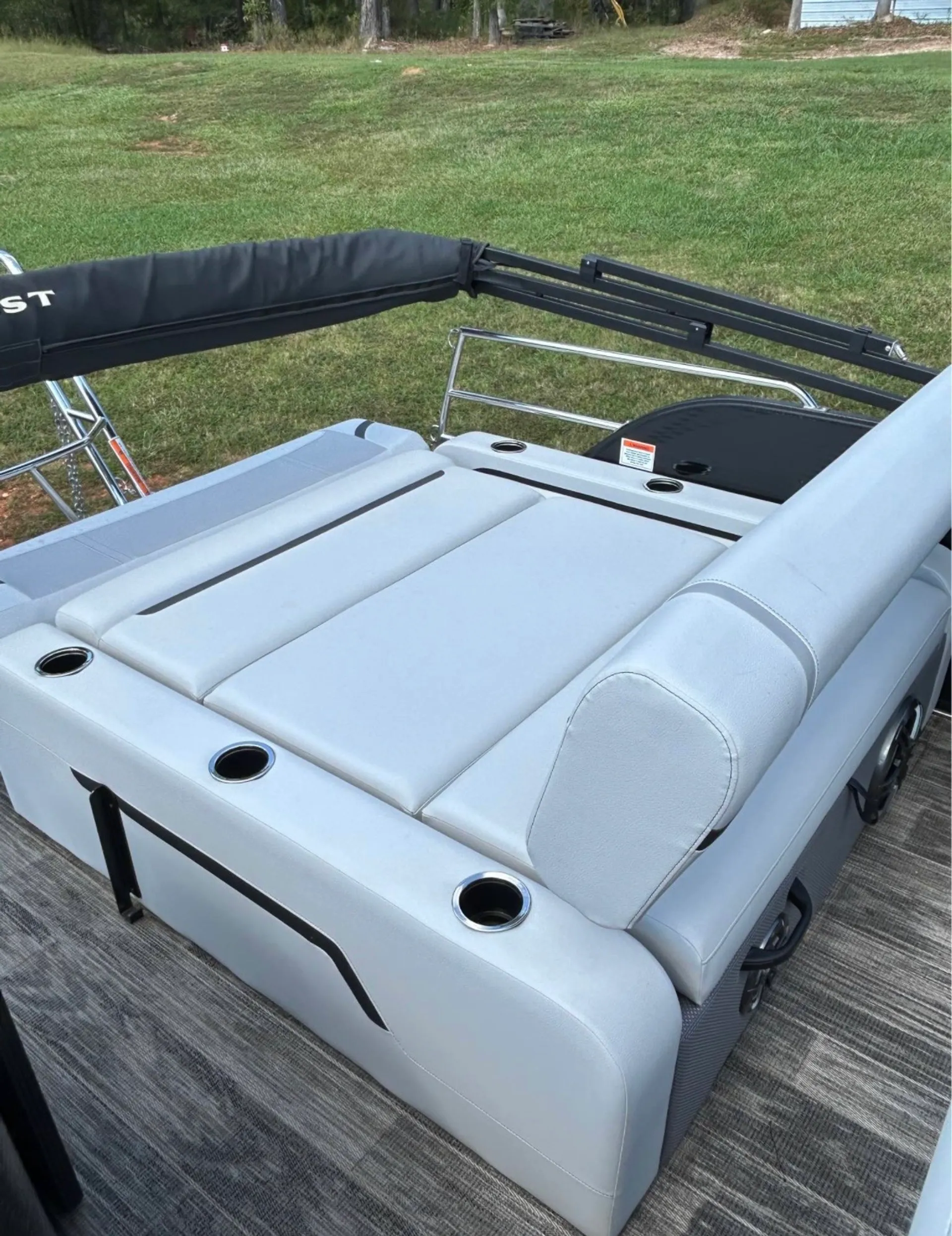 CREST PONTOONS CLASSIC DLX 240 SLC CPT DLX in Fort Walton Beach, FL — photo 4