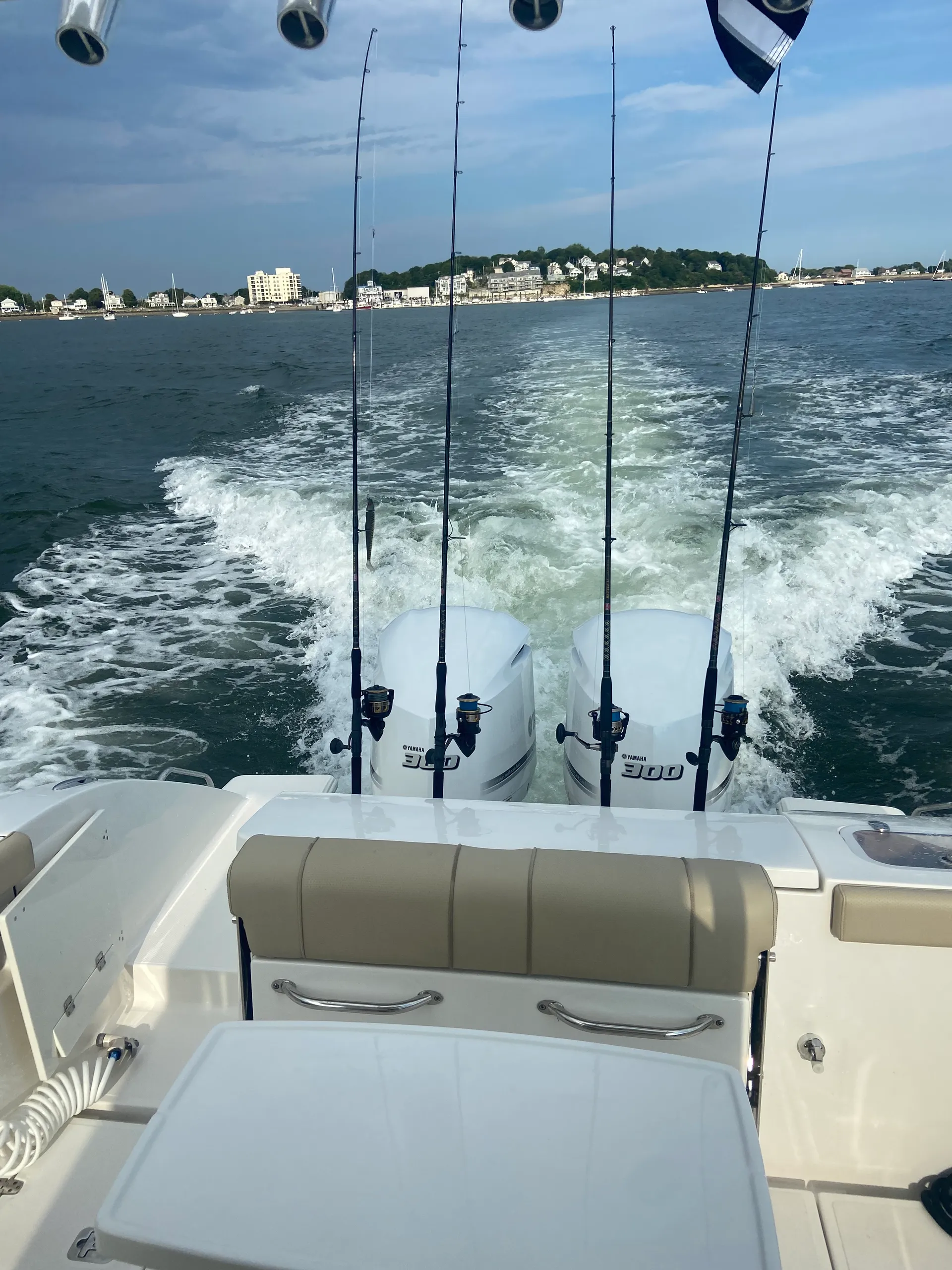 PURSUIT S288 SPORT W/2-F300HP in Hull, MA — photo 3