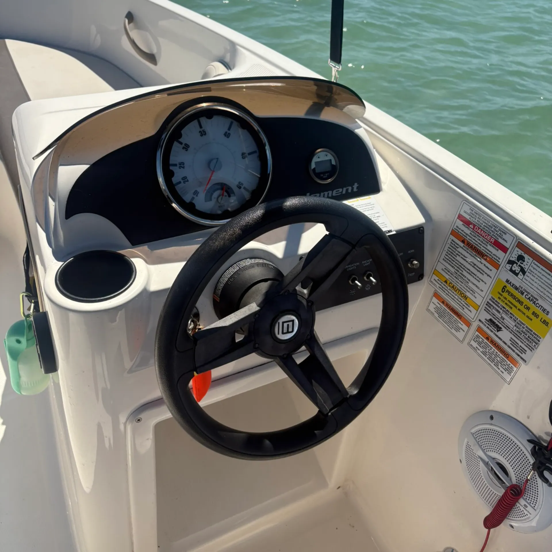 BAYLINER ELEMENT E16 in Miami, FL — photo 10