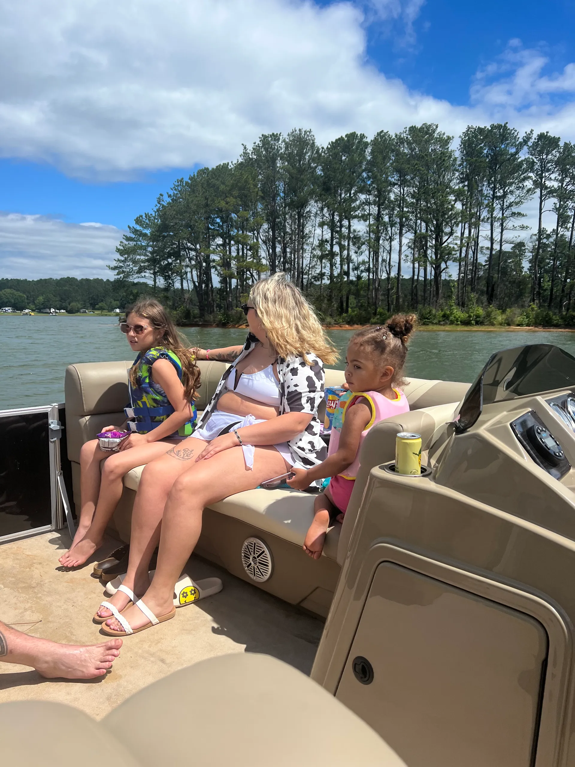 SUNCHASER GENEVA CRUISE 20 CRS in LaGrange, GA — photo 3