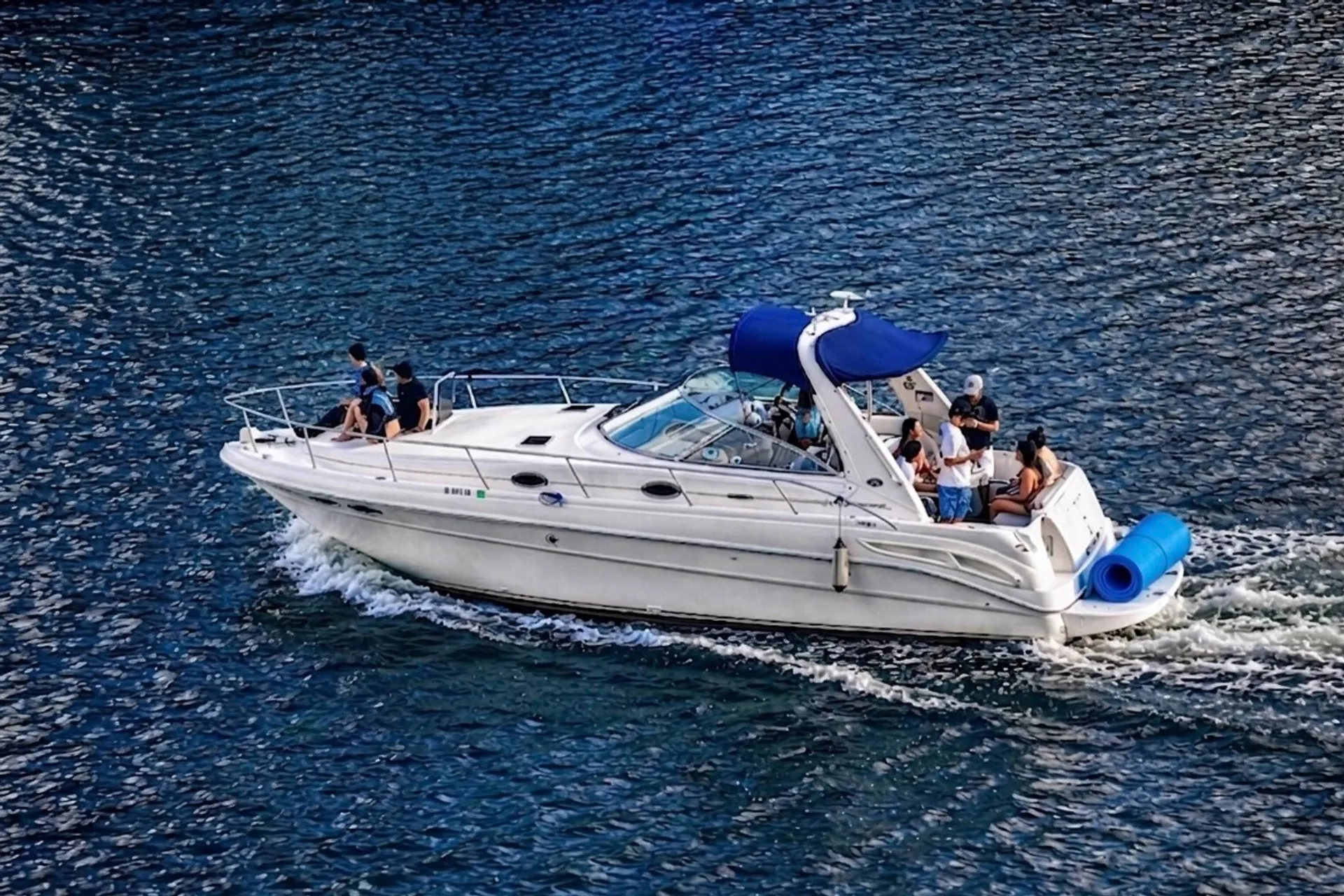 Sea Ray Boats 340 Sundancer in Miami, FL