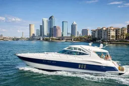 52’ Luxury Yacht | Downtown Tampa boat photo